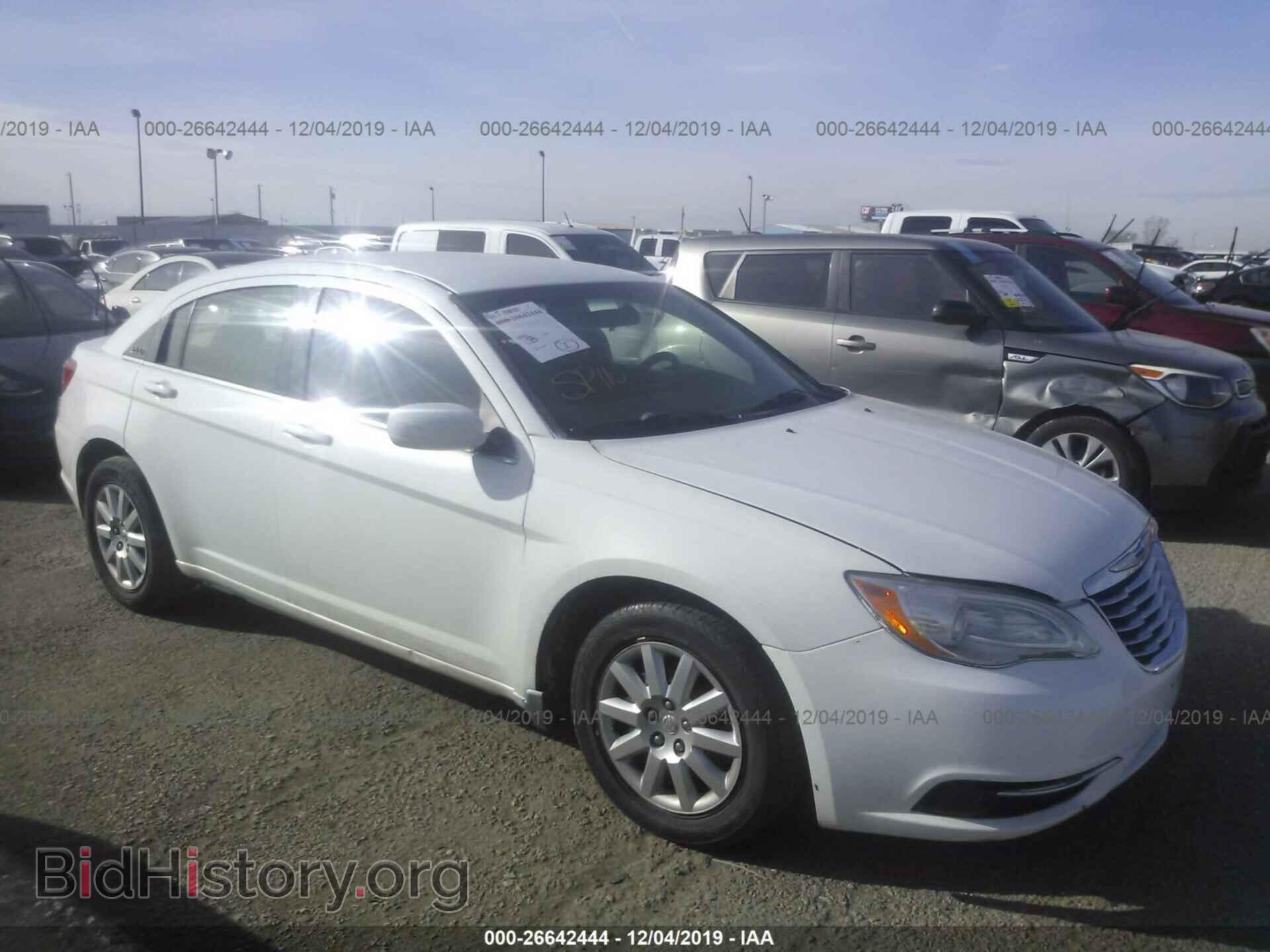 Photo 1C3CCBAB4CN119455 - Chrysler 200 2012