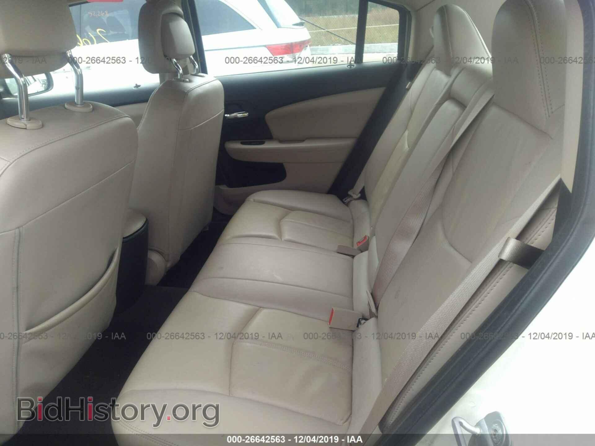 2011 CHRYSLER 200 - VIN: 1C3BC2FG1BN522596 - Фото 8