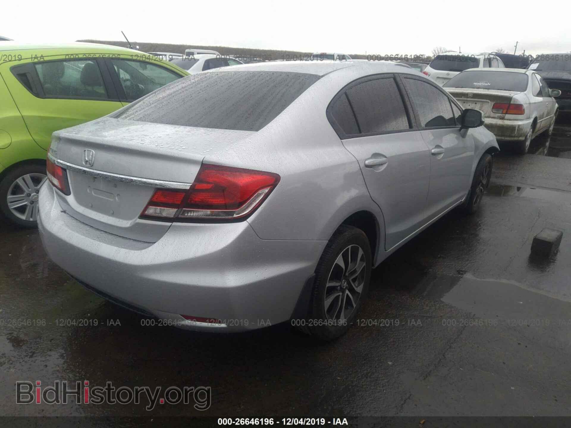 2013 Honda Civic - VIN: 19XFB2F98DE068642 - Photo 4