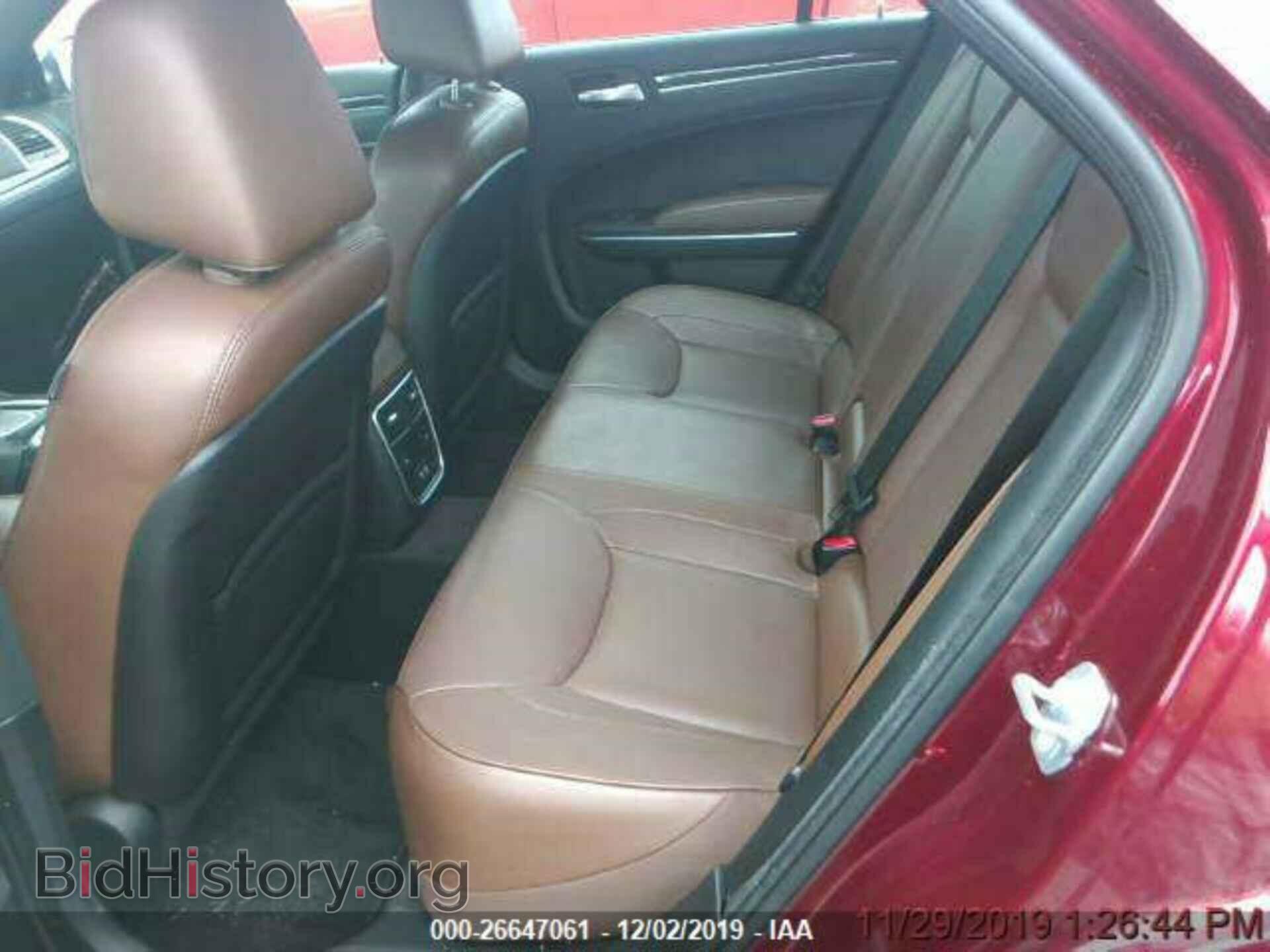 2019 CHRYSLER 300 - VIN: 2C3CCAEG3KH536475 - Фото 8