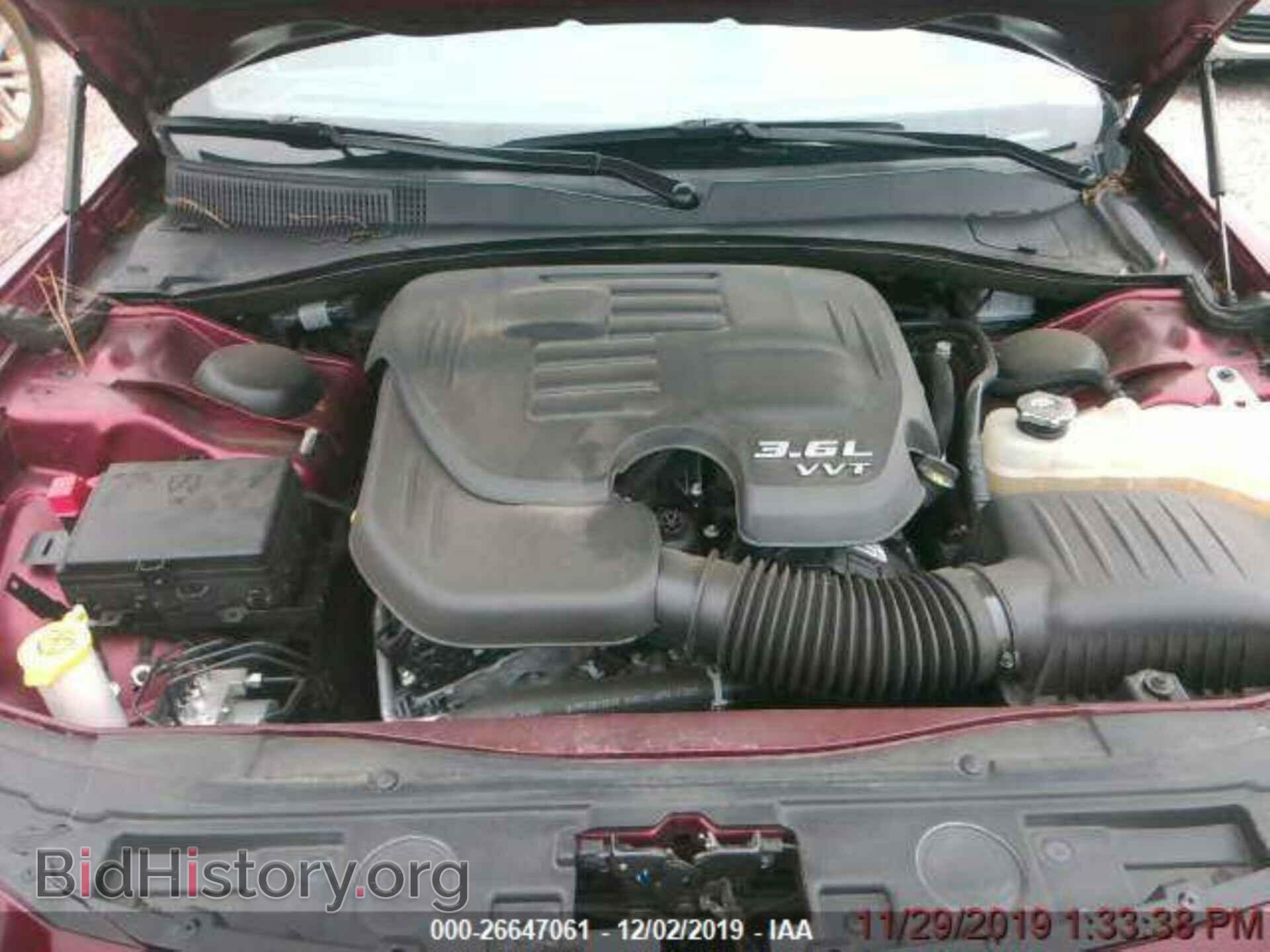 2019 CHRYSLER 300 - VIN: 2C3CCAEG3KH536475 - Фото 10