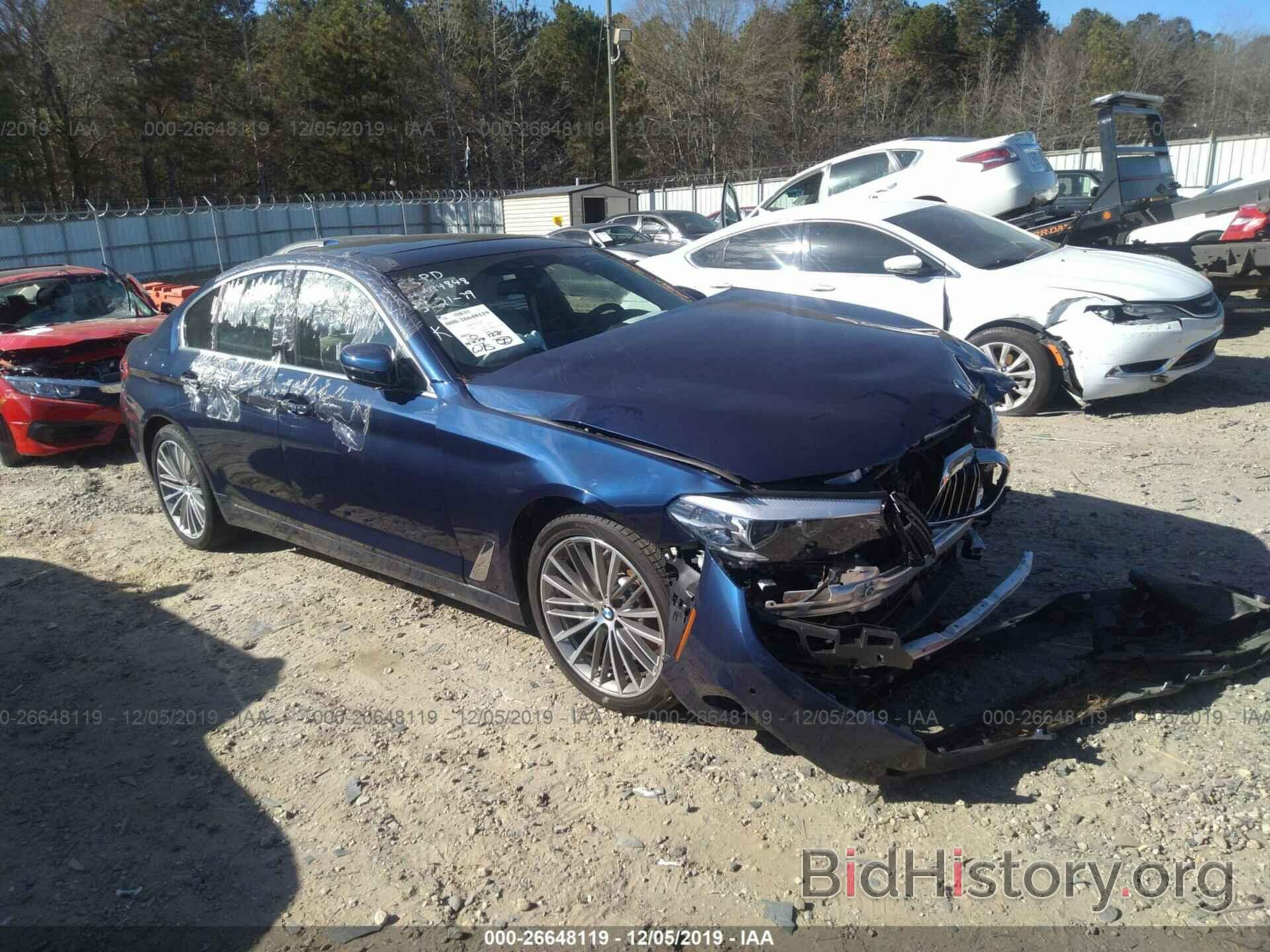 Photo WBAJE5C56KWW14848 - BMW 5 SERIES 2019