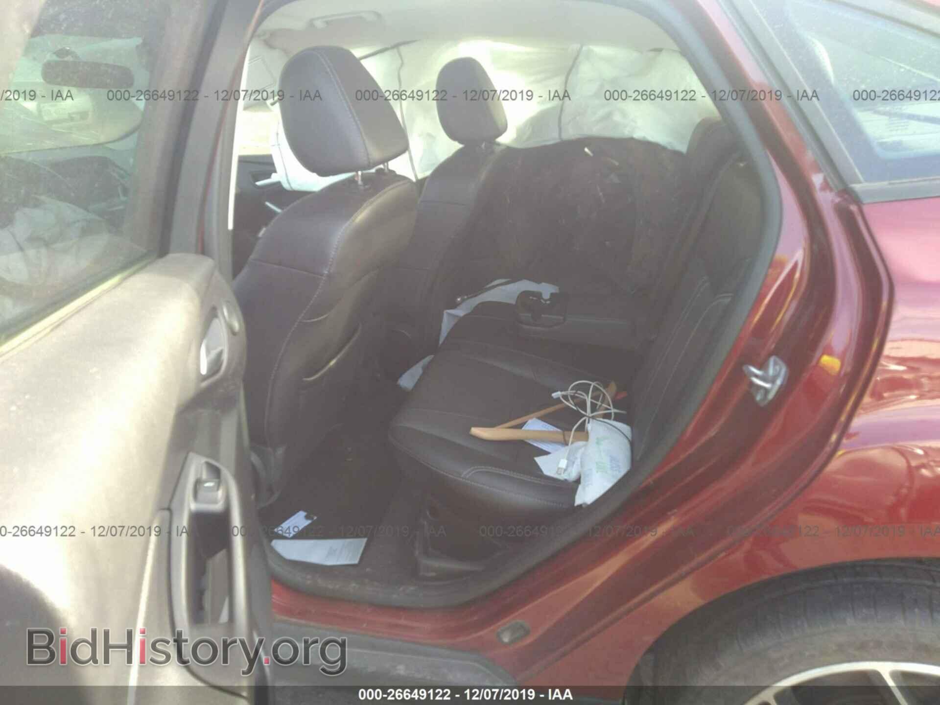 2014 Ford Focus - VIN: 1FADP3F28EL372849 - Photo 8