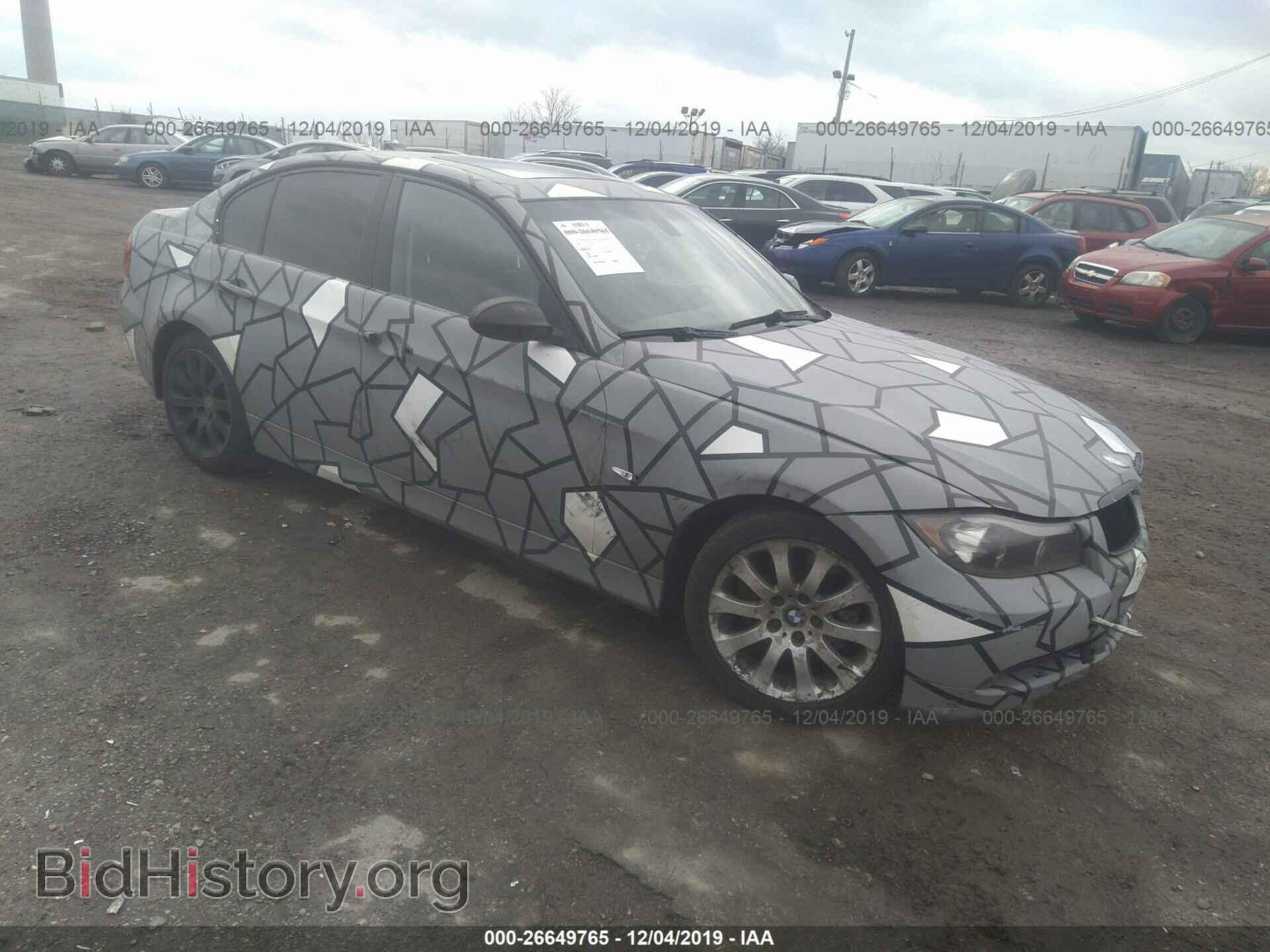 Photo WBAVD33596KV63108 - BMW 330 2006