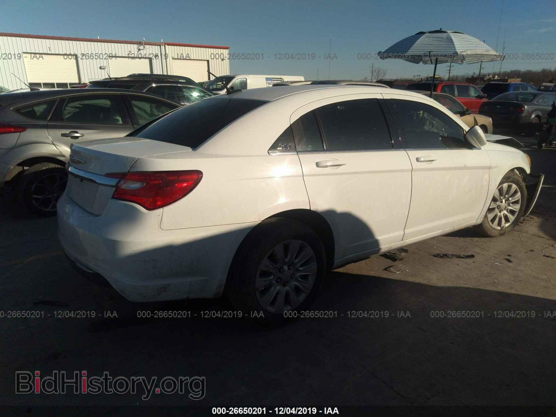 2012 CHRYSLER 200 - VIN: 1C3CCBAB9CN319117 - Фото 4