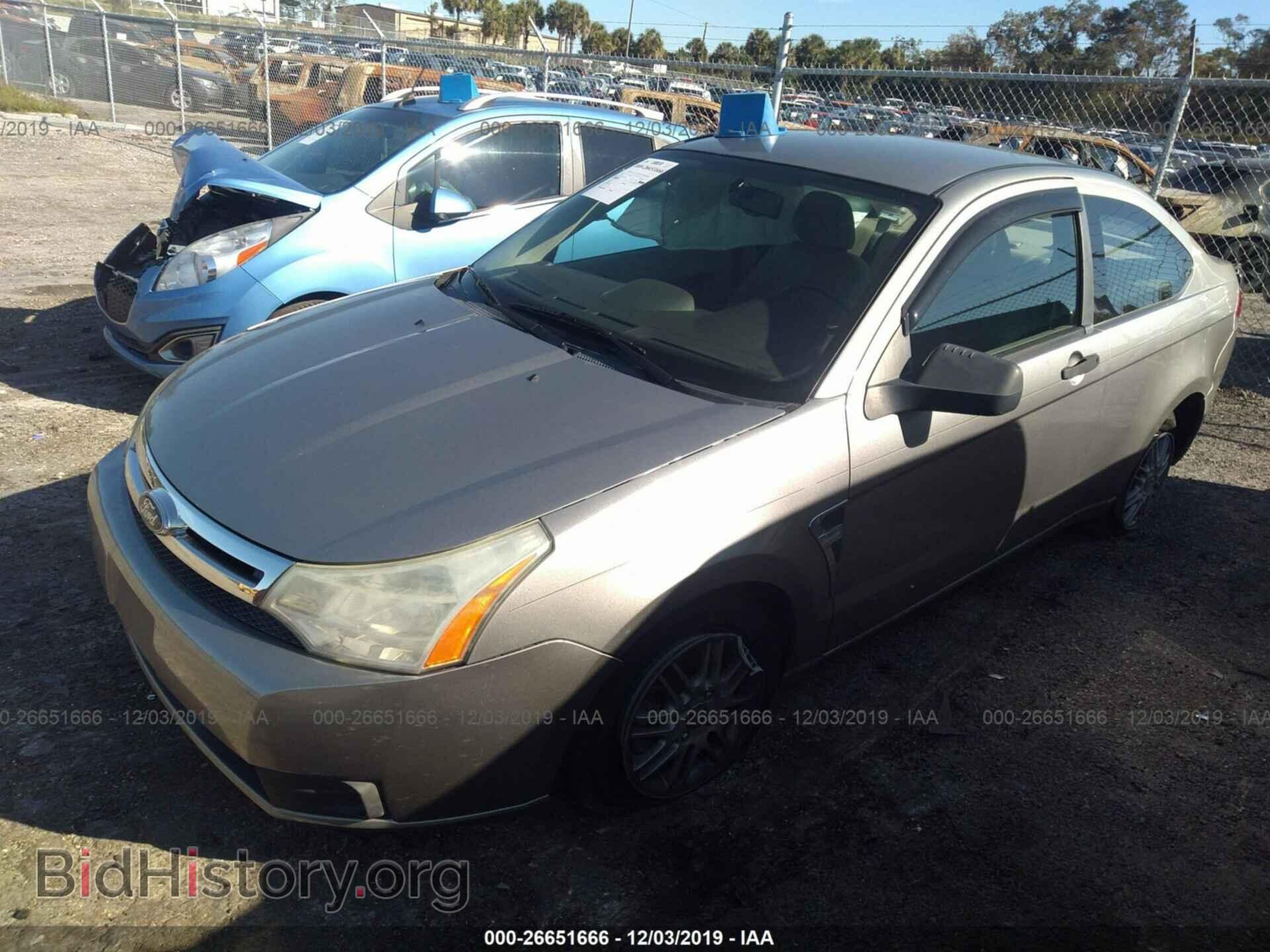 2008 Ford Focus - VIN: 1FAHP33N08W224603 - Фото 2