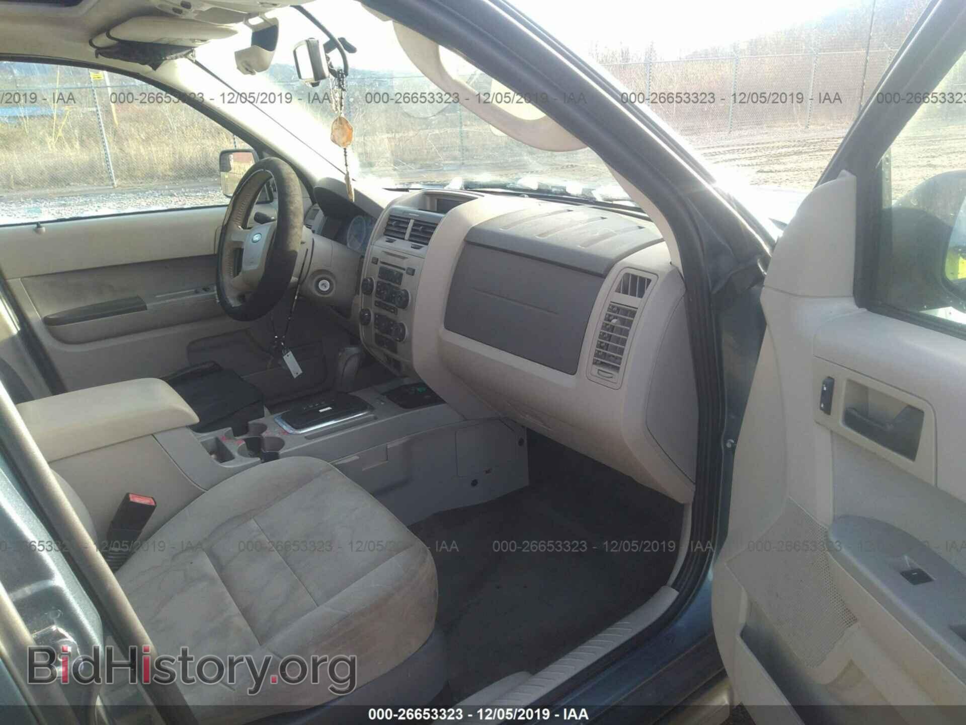 2011 FORD ESCAPE - VIN: 1FMCU0D74BKA79801 - Photo 5