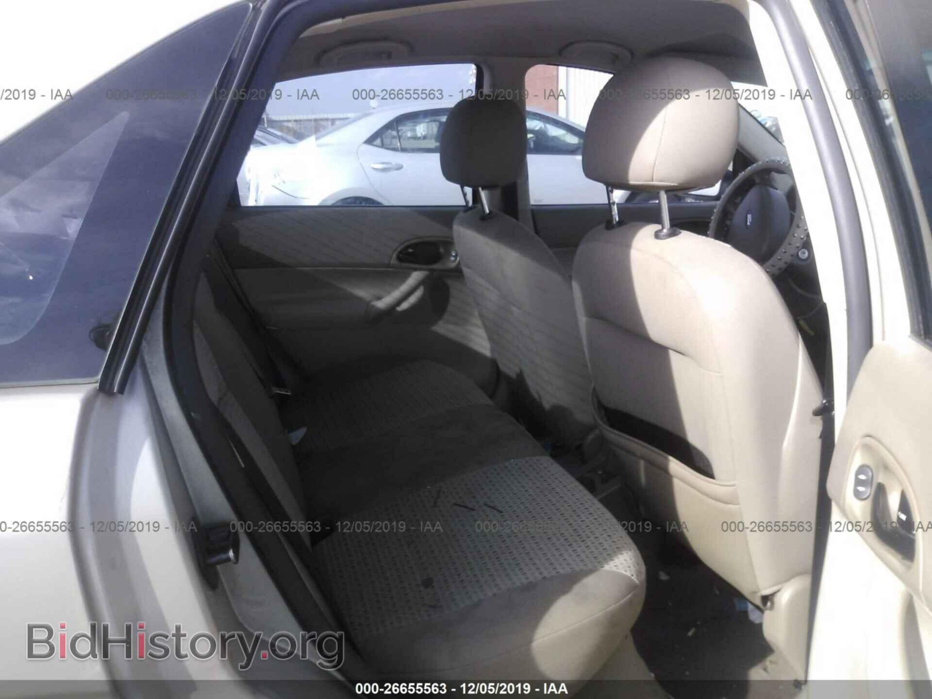 2006 FORD FOCUS - VIN: 1FAFP34N76W190940 - Фото 8