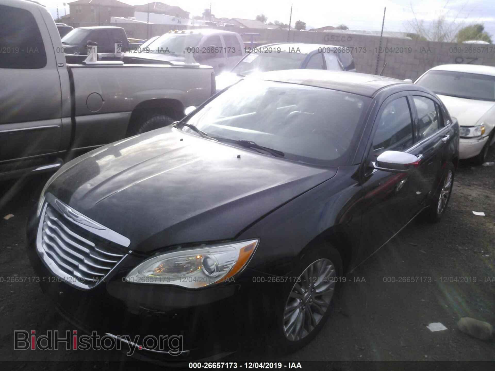 2012 CHRYSLER 200 - VIN: 1C3CCBCG0CN307267 - Фото 2