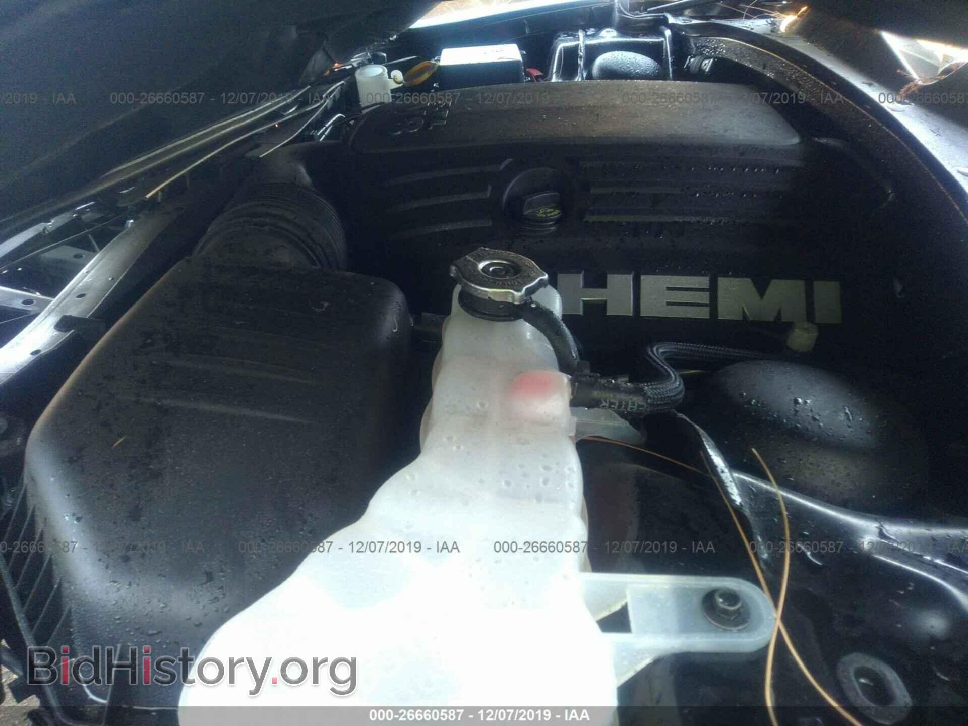 2017 CHRYSLER 300C - VIN: 2C3CCAPT6HH616873 - Фото 10