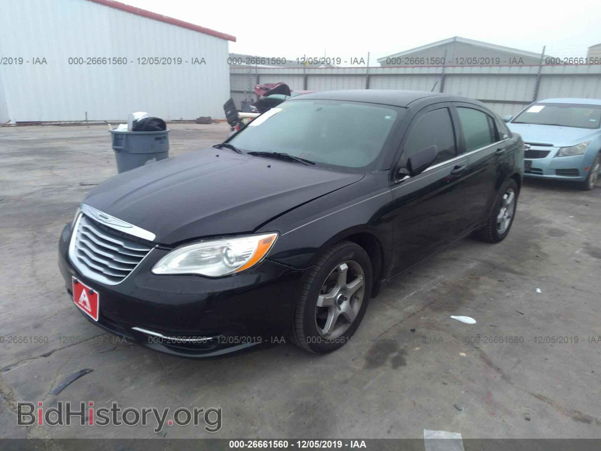 2014 CHRYSLER 200 - VIN: 1C3CCBAB6EN122733 - Фото 2