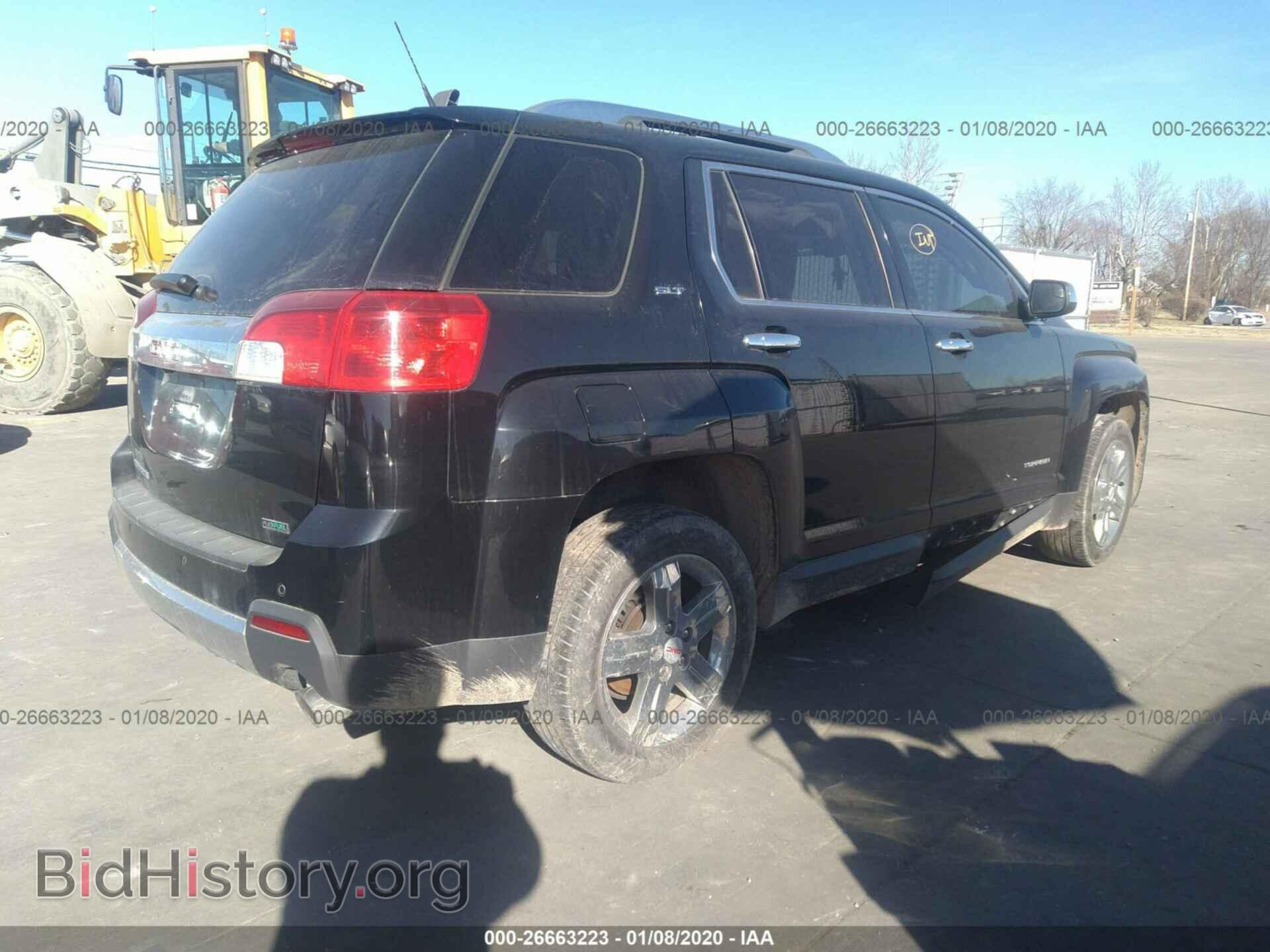 2012 GMC Terrain - VIN: 2GKFLWE58C6194379 - Photo 4