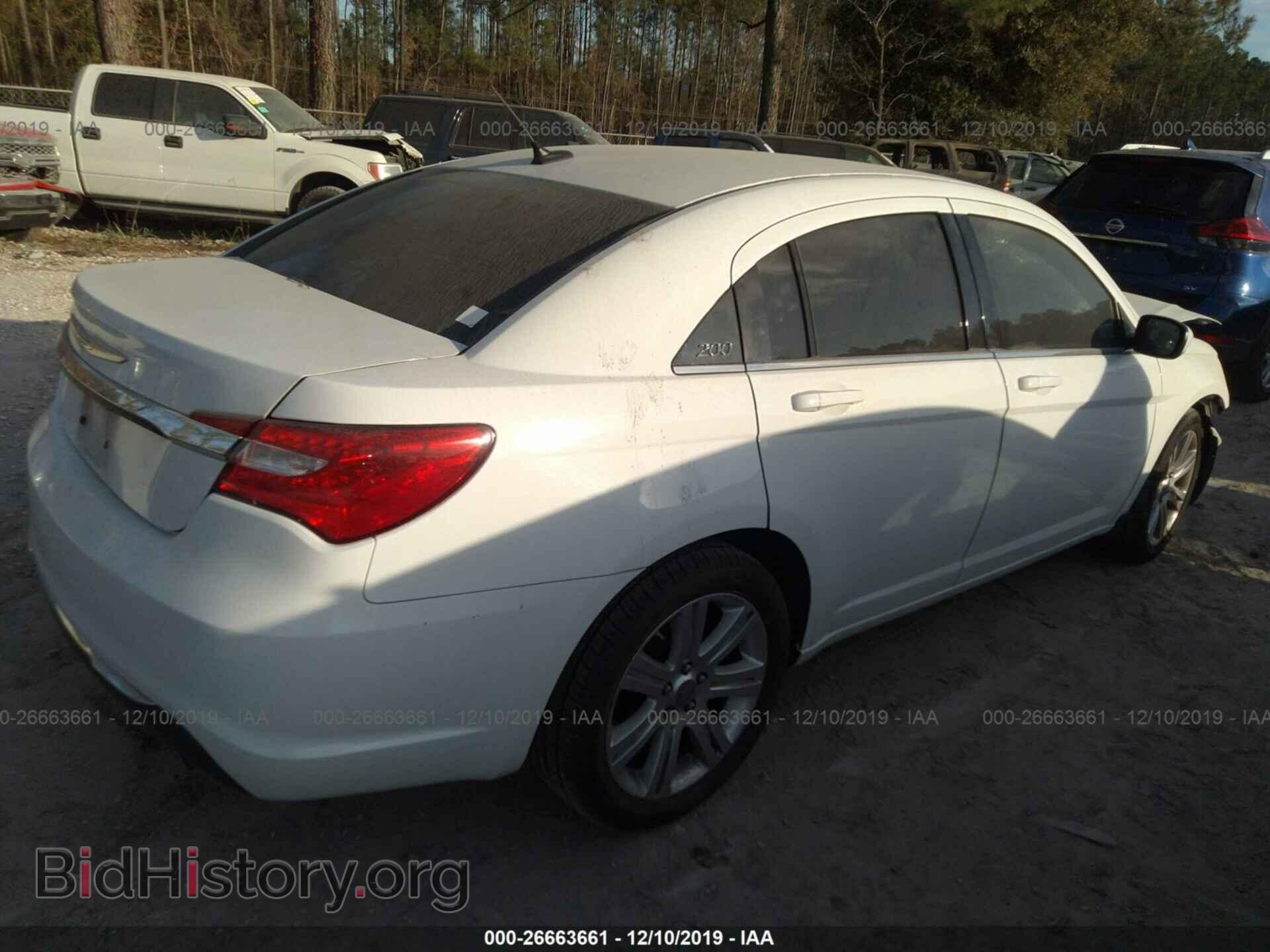 2013 CHRYSLER 200 - VIN: 1C3CCBAB5DN671094 - Photo 4