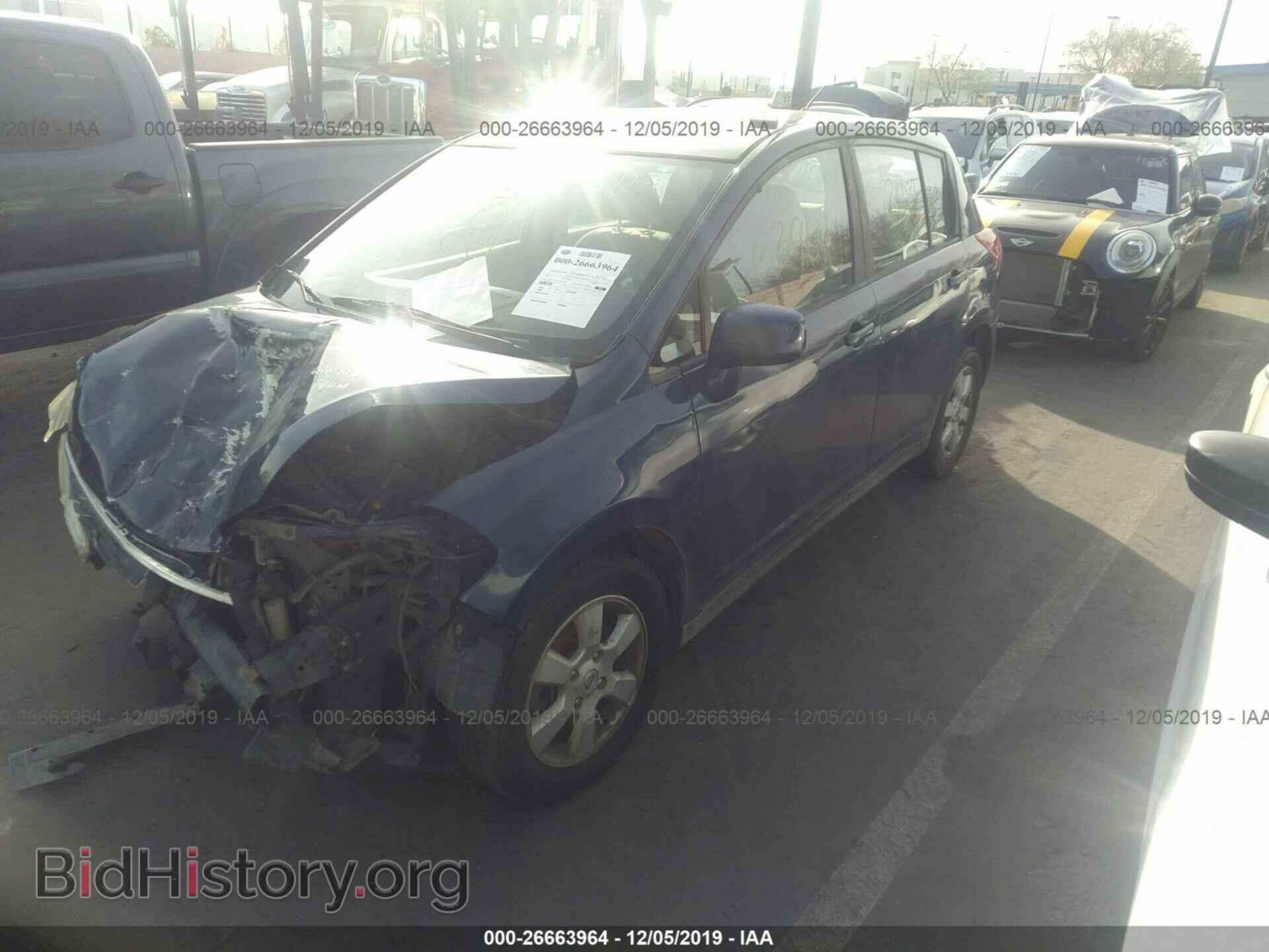 2007 NISSAN VERSA - VIN: 3N1BC13E67L352139 - Фото 2