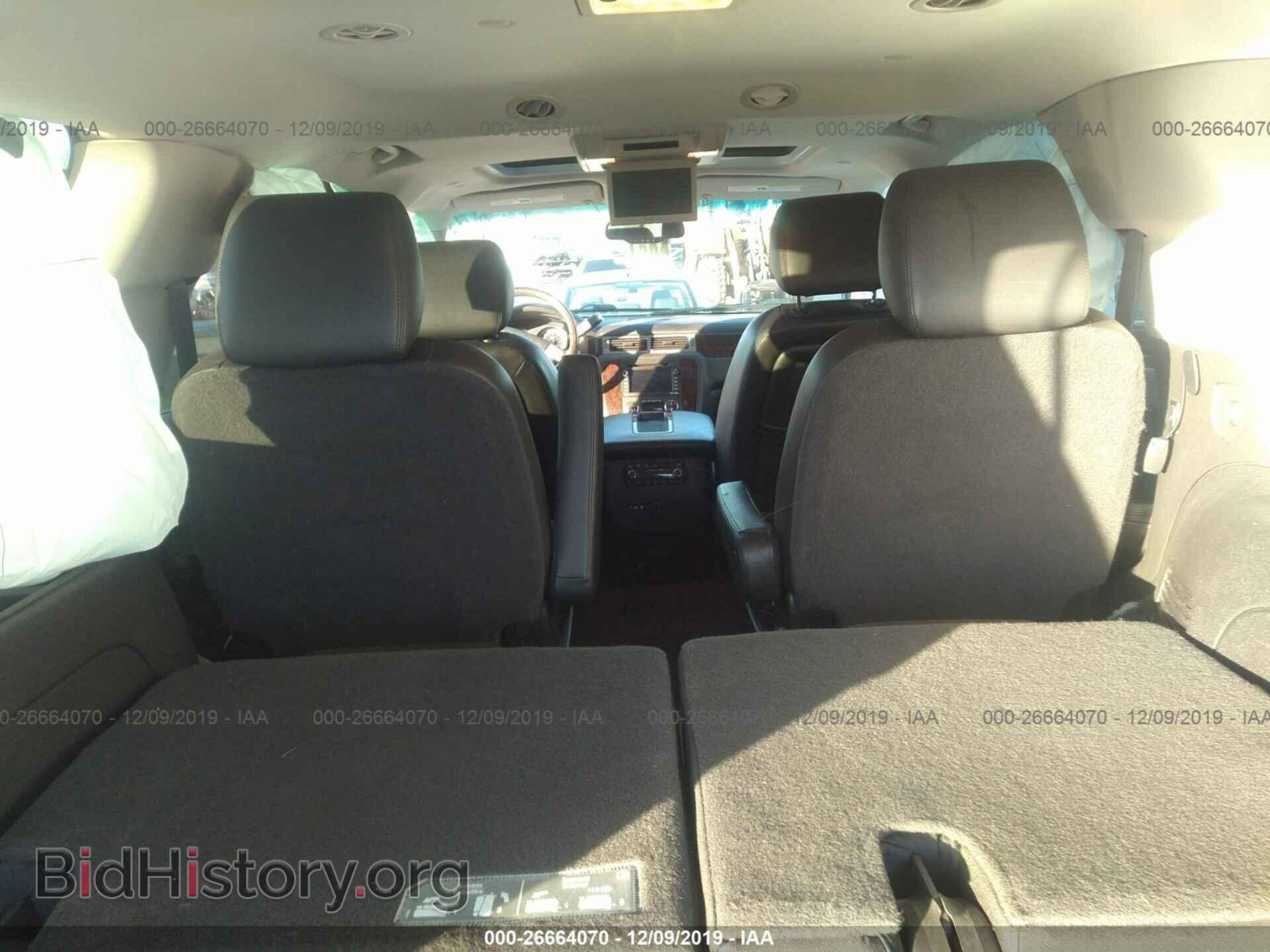 2011 GMC YUKON - VIN: 1GKS2EEF3BR359715 - Фото 8