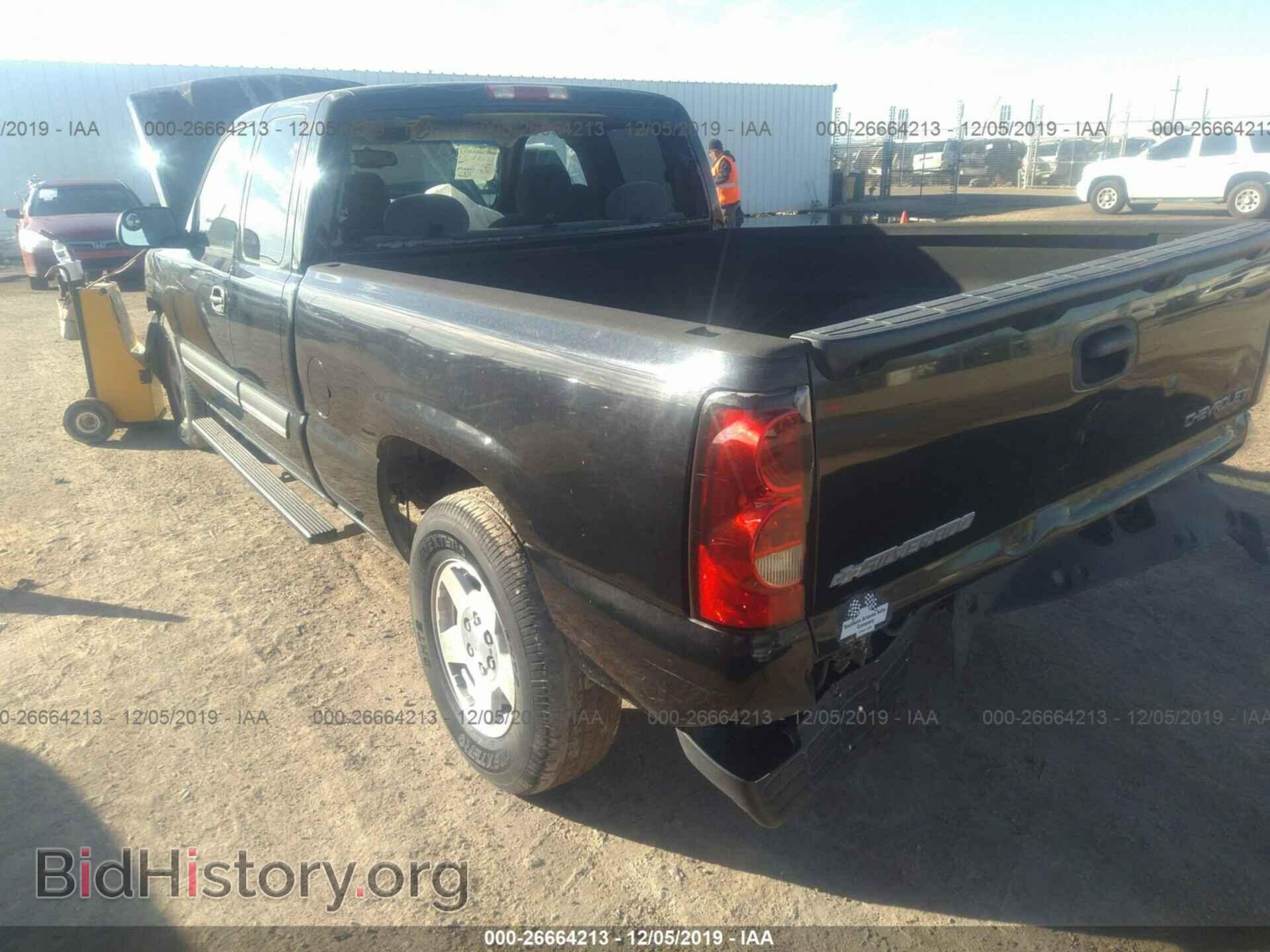 2005 CHEVROLET SILVERADO - VIN: 2GCEC19V751156405 - Фото 3
