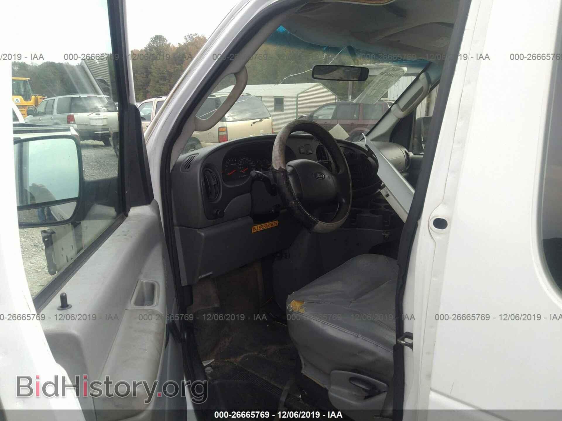 2006 FORD ECONOLINE - VIN: 1FBSS31L36DB22967 - Фото 5