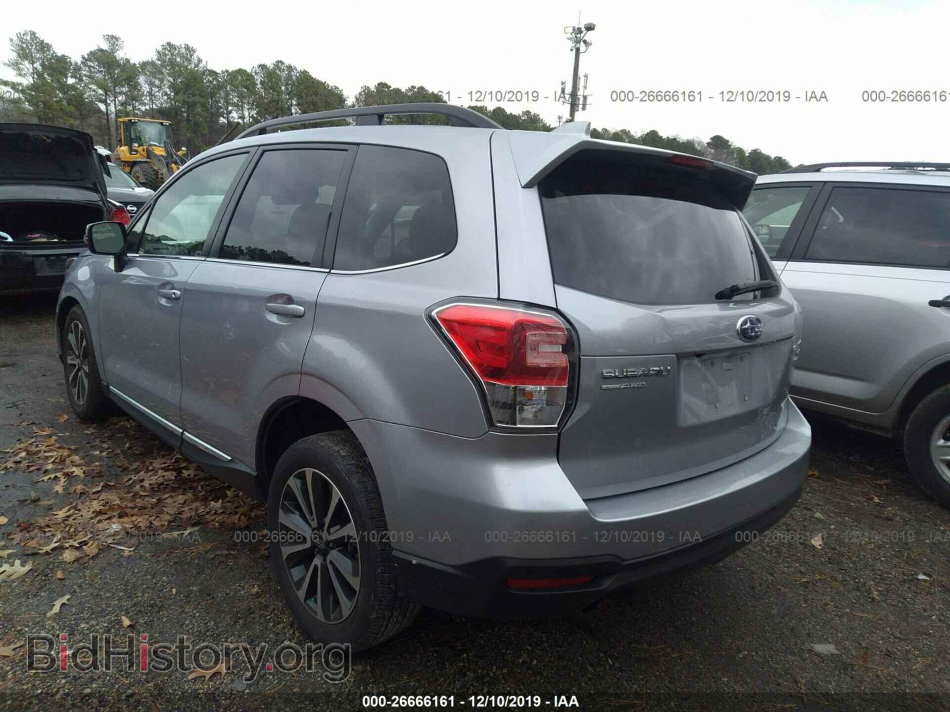 2017 Subaru Forester - VIN: JF2SJGTC8HH566202 - Фото 3