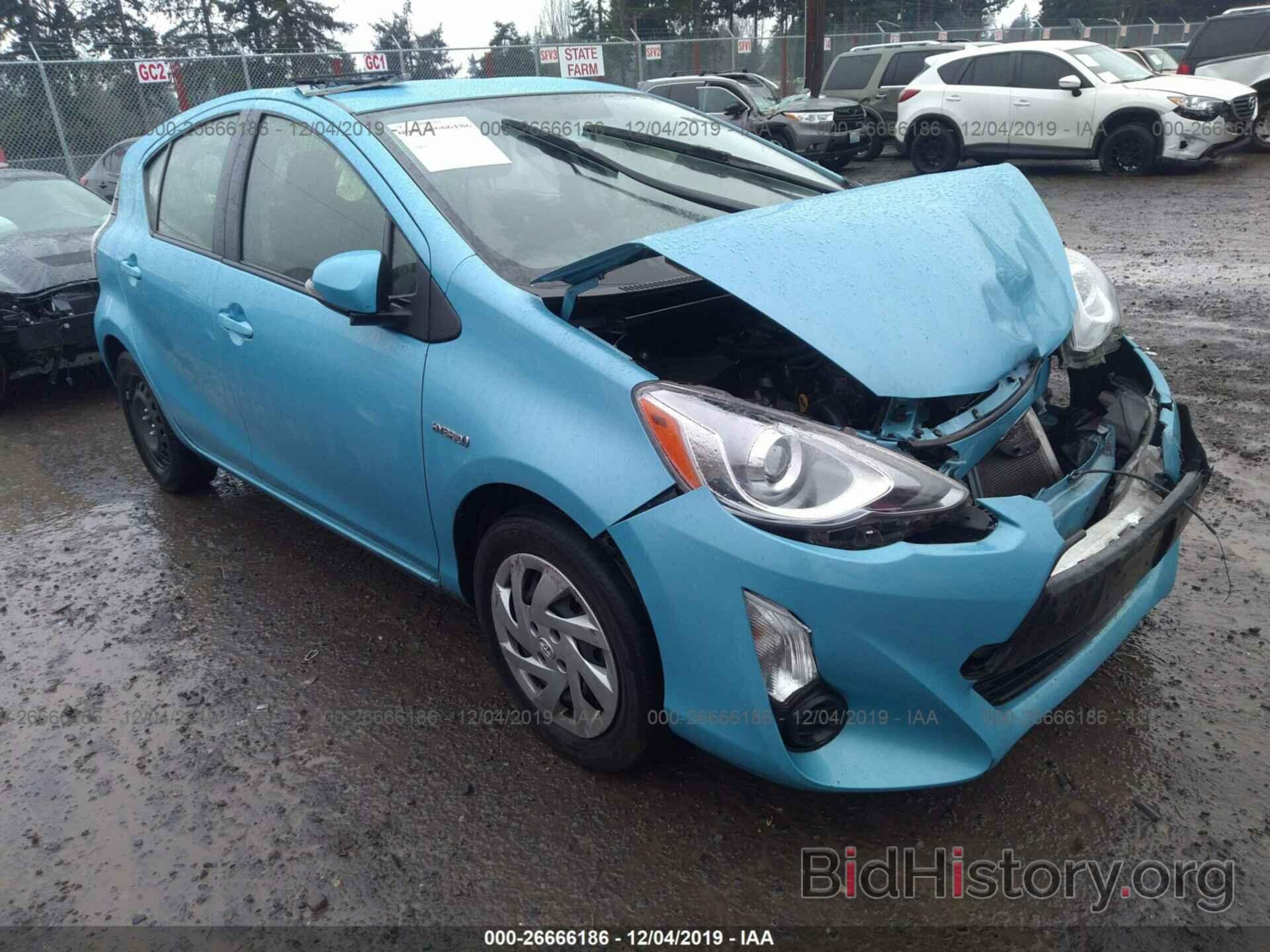 Фотография JTDKDTB3XF1097796 - TOYOTA PRIUS C 2015