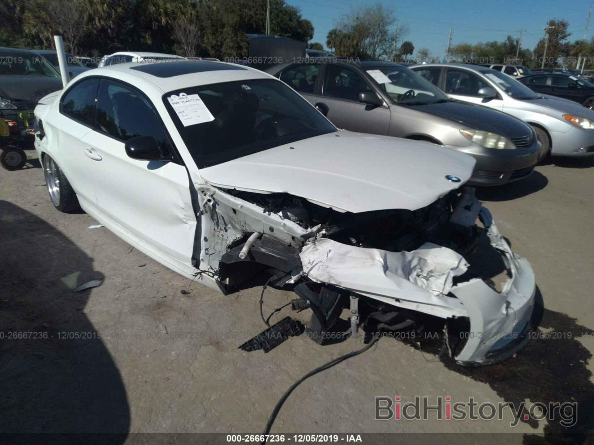 Photo WBAUC9C54DVY60042 - BMW 135 2013