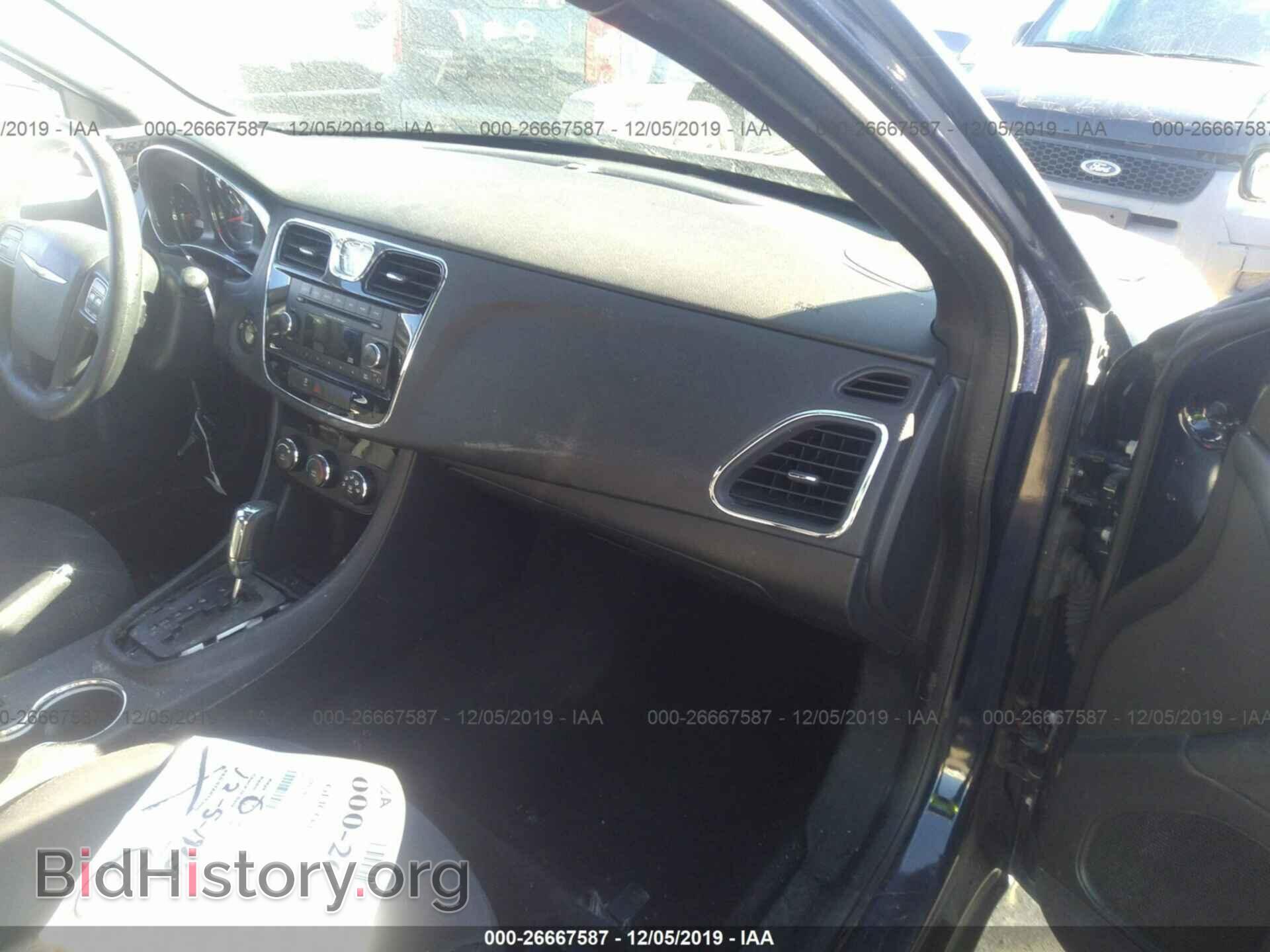 2014 CHRYSLER 200 - VIN: 1C3CCBAB2EN208430 - Фото 5
