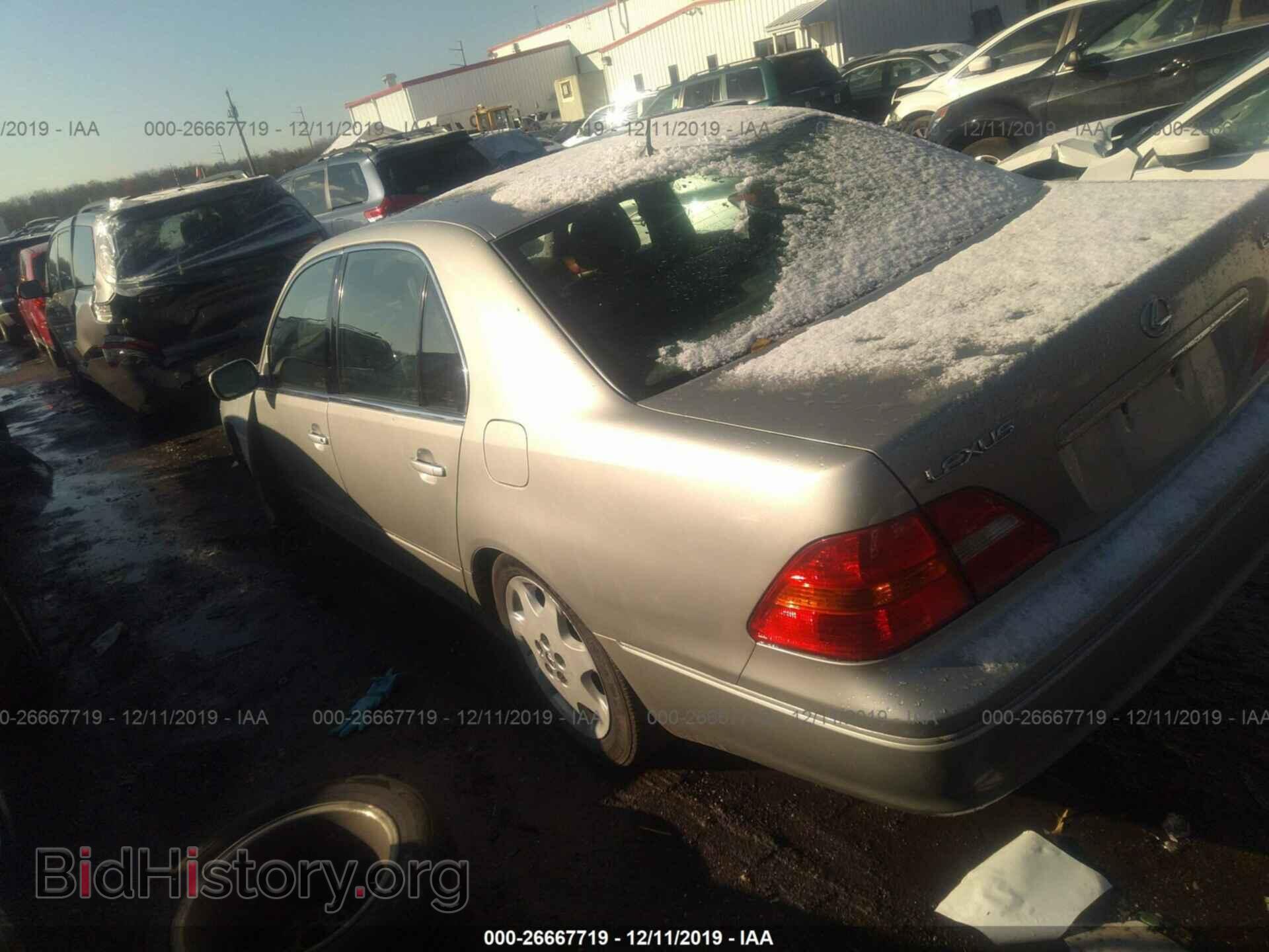 2001 LEXUS LS - VIN: JTHBN30F610046738 - Фото 3