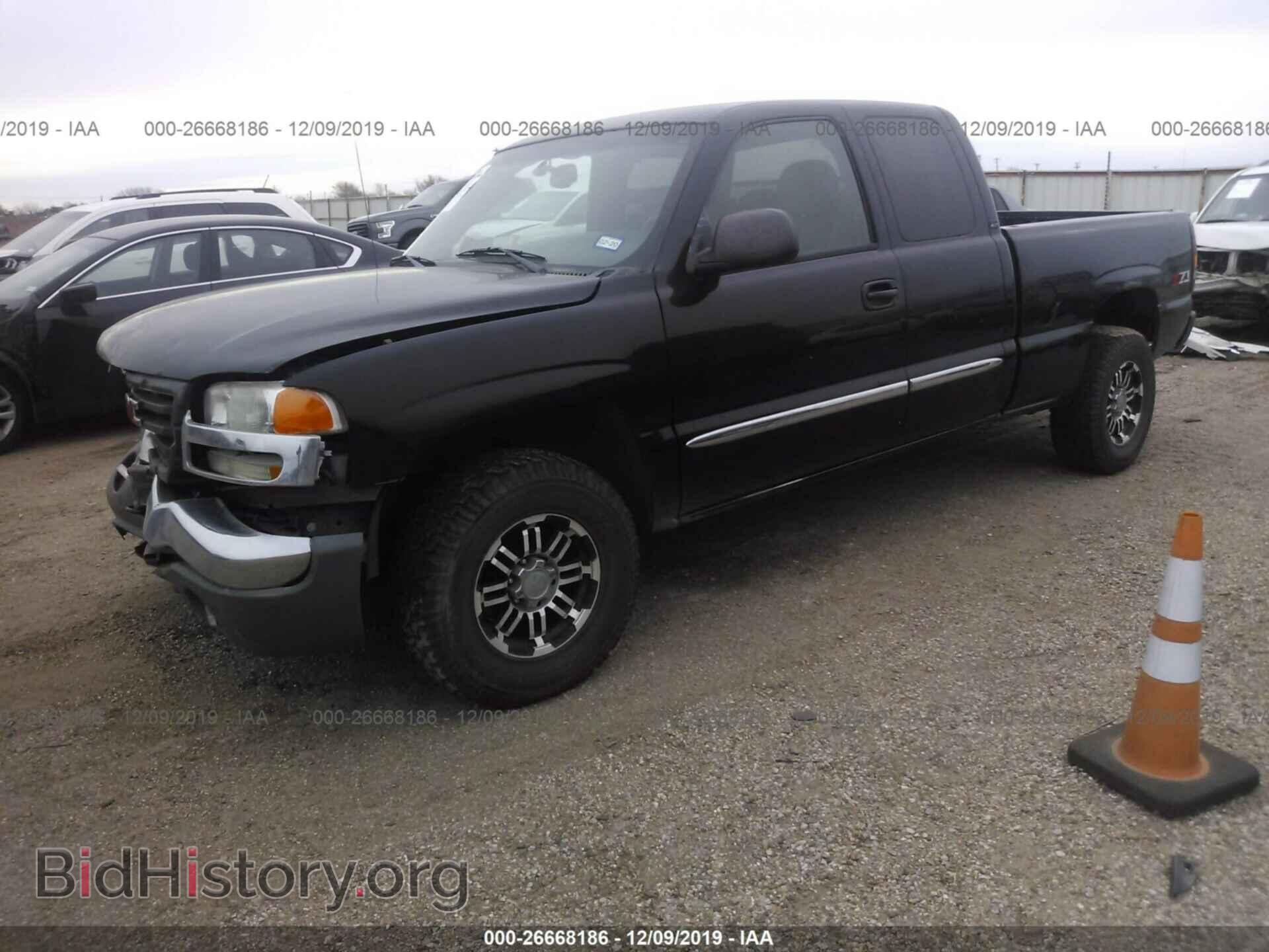 2004 GMC NEW SIERRA - VIN: 1GTEK19T24E385024 - Фото 2