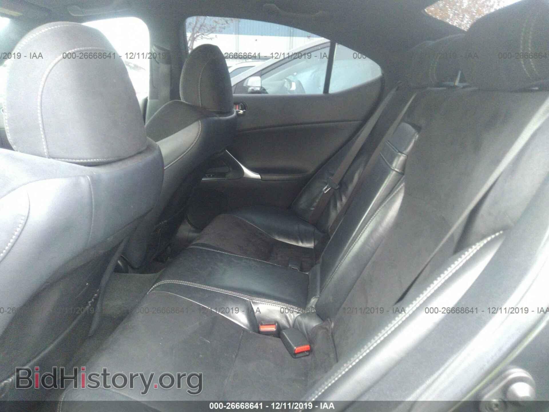 2011 LEXUS IS - VIN: JTHBF5C29B5147889 - Фото 8