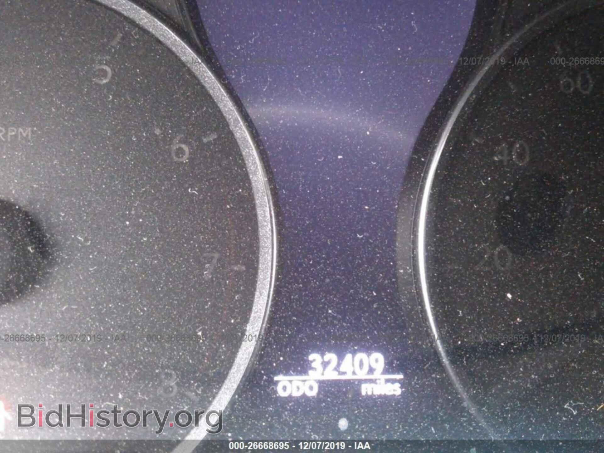 2016 Lexus LS - VIN: JTHBL5EF3G5140548 - Photo 7