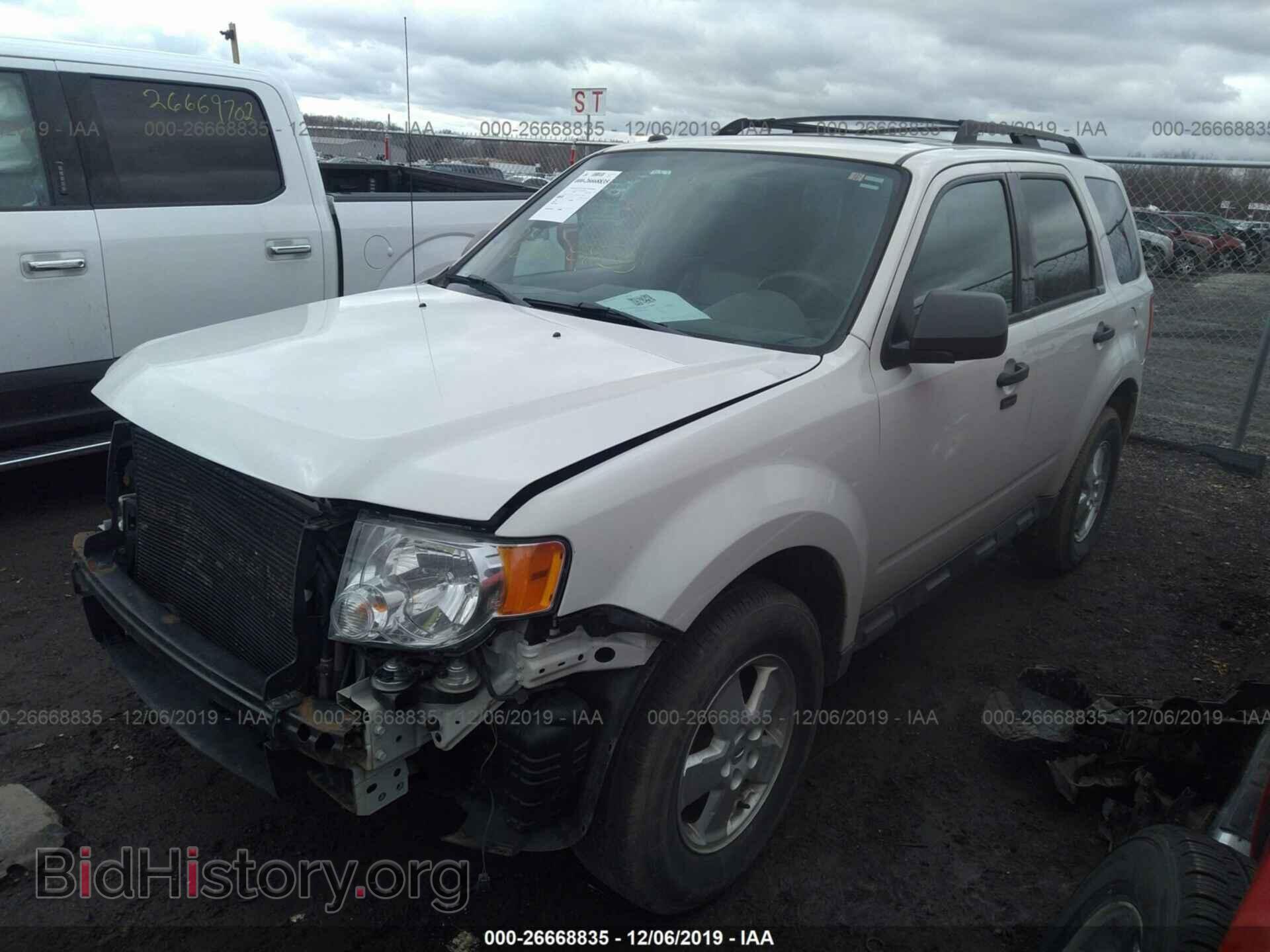 2012 FORD ESCAPE - VIN: 1FMCU0D73CKA11863 - Photo 2