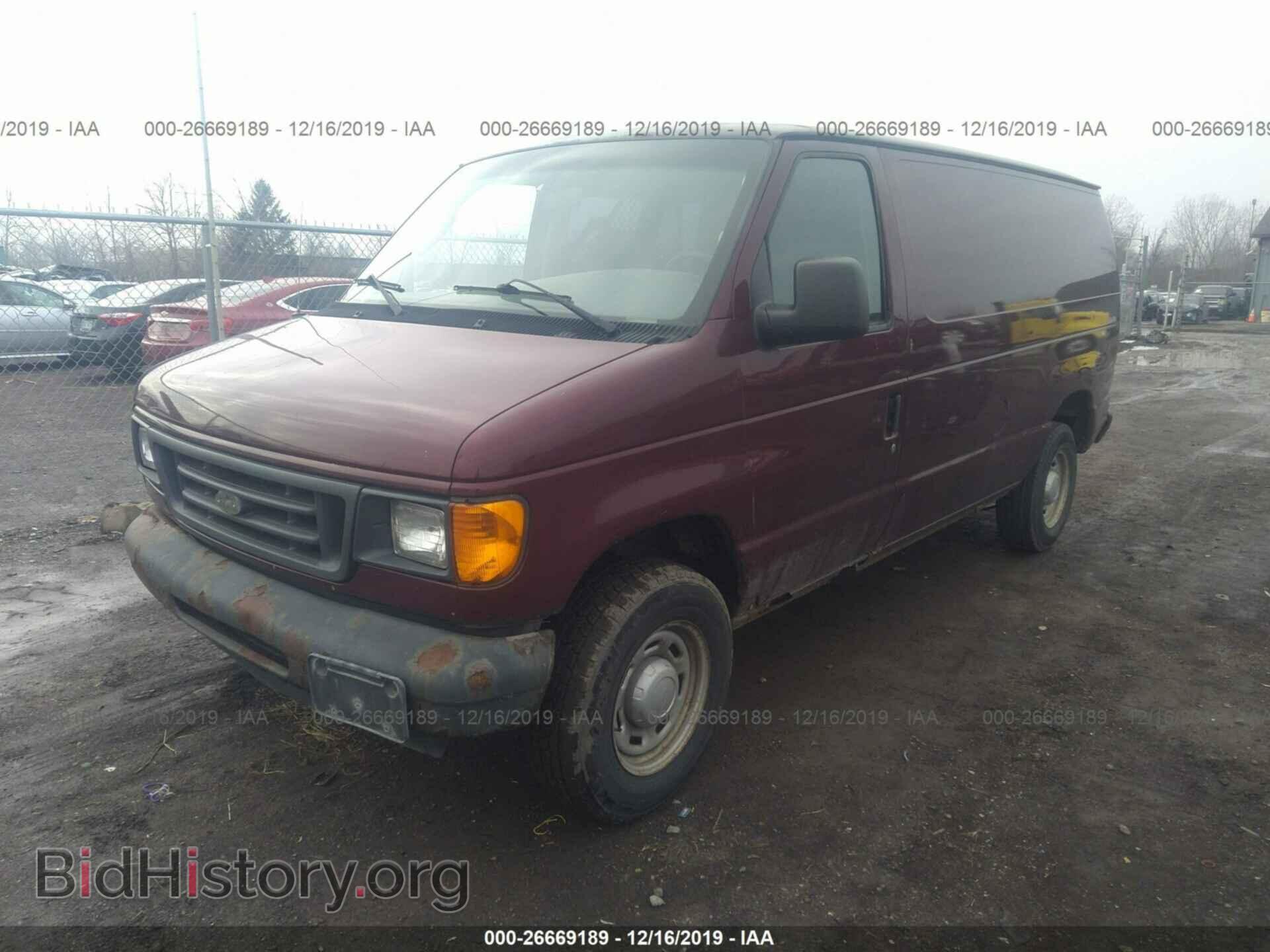 2005 Ford Econoline - VIN: 1FTRE14W25HA54776 - Photo 2