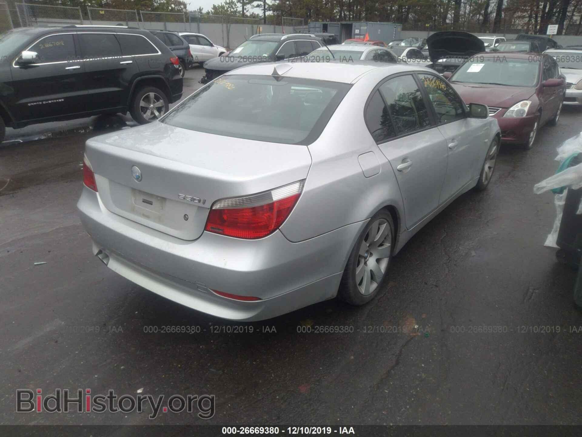 2004 BMW 530 - VIN: WBANA73574B062425 - Фото 4