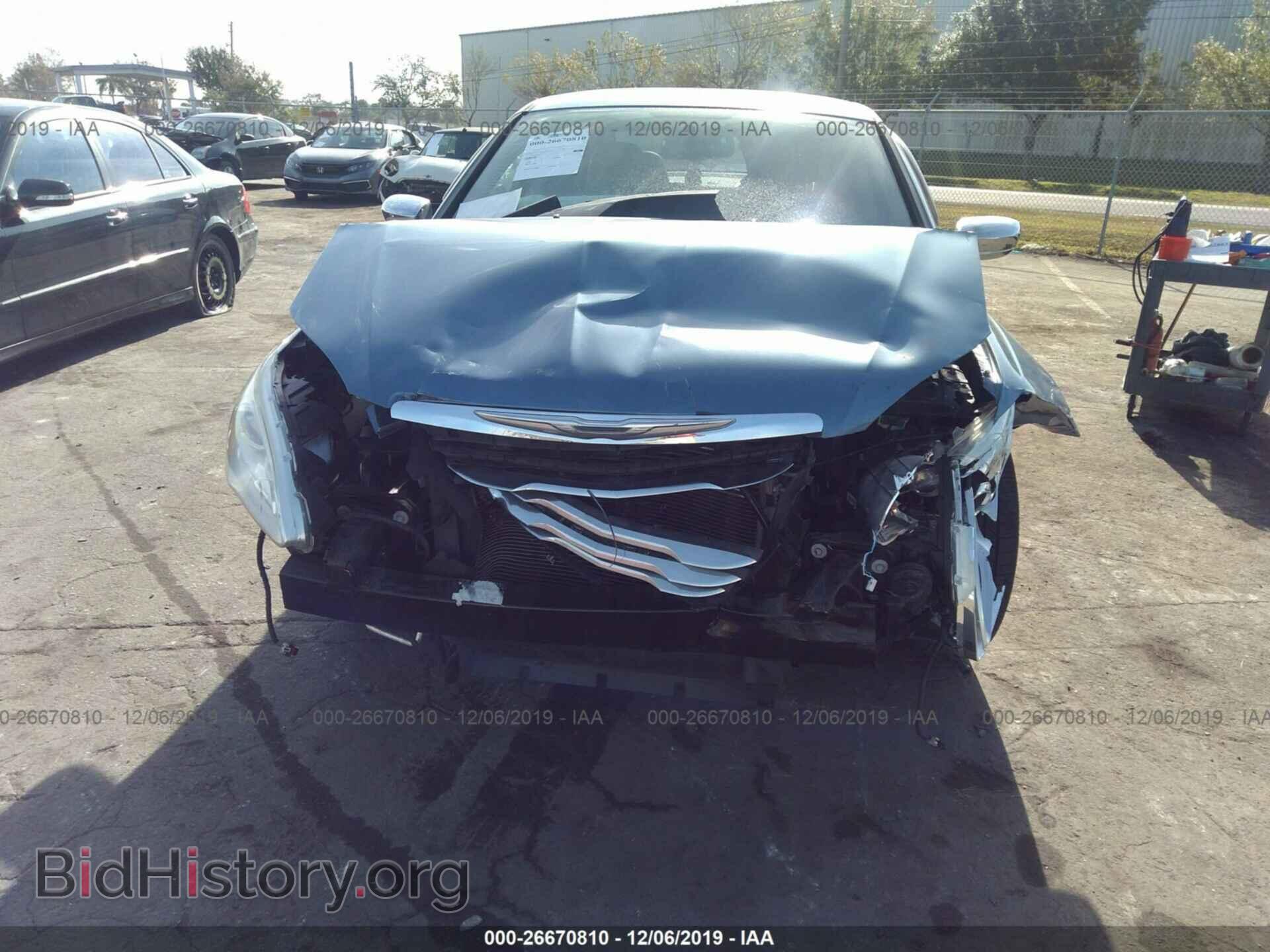 2011 CHRYSLER 200 - VIN: 1C3BC2FB2BN533711 - Photo 6