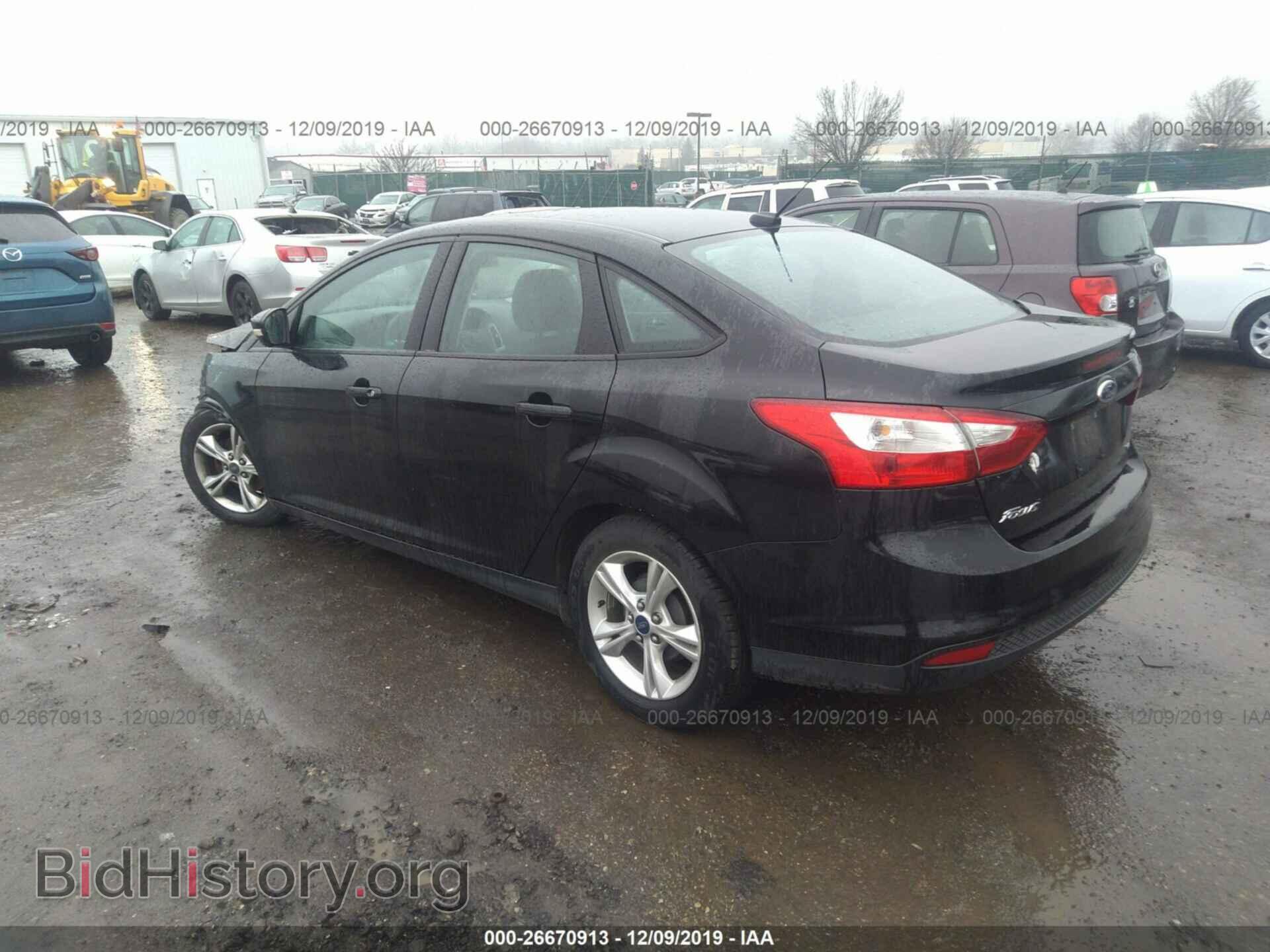 2014 Ford Focus - VIN: 1FADP3F23EL366599 - Photo 3