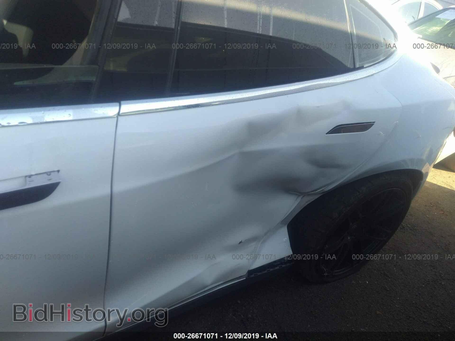 2014 Tesla Model S - VIN: 5YJSA1H19EFP62227 - Photo 6