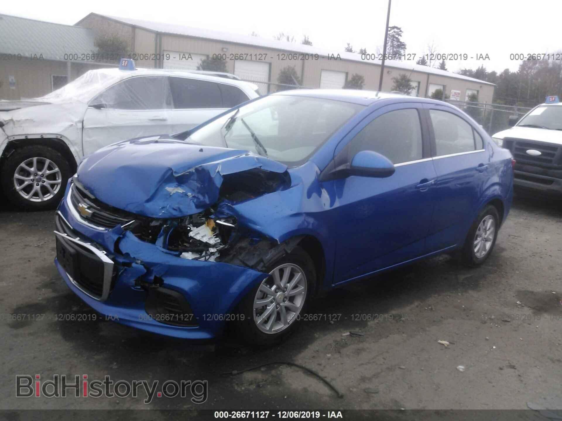 2018 CHEVROLET SONIC - VIN: 1G1JD5SH7J4137075 - Фото 2