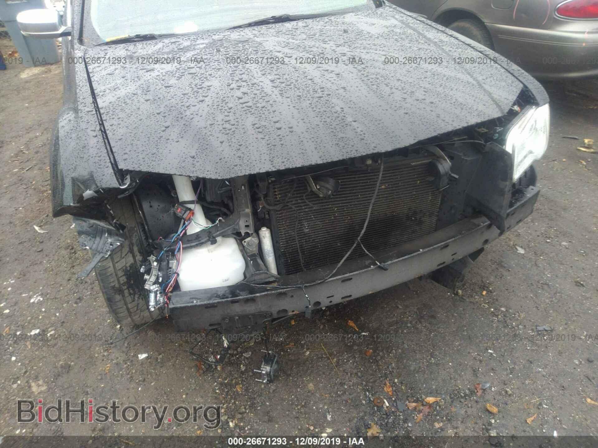 2013 Chrysler 300c - VIN: 2C3CCAPT5DH564355 - Фото 6