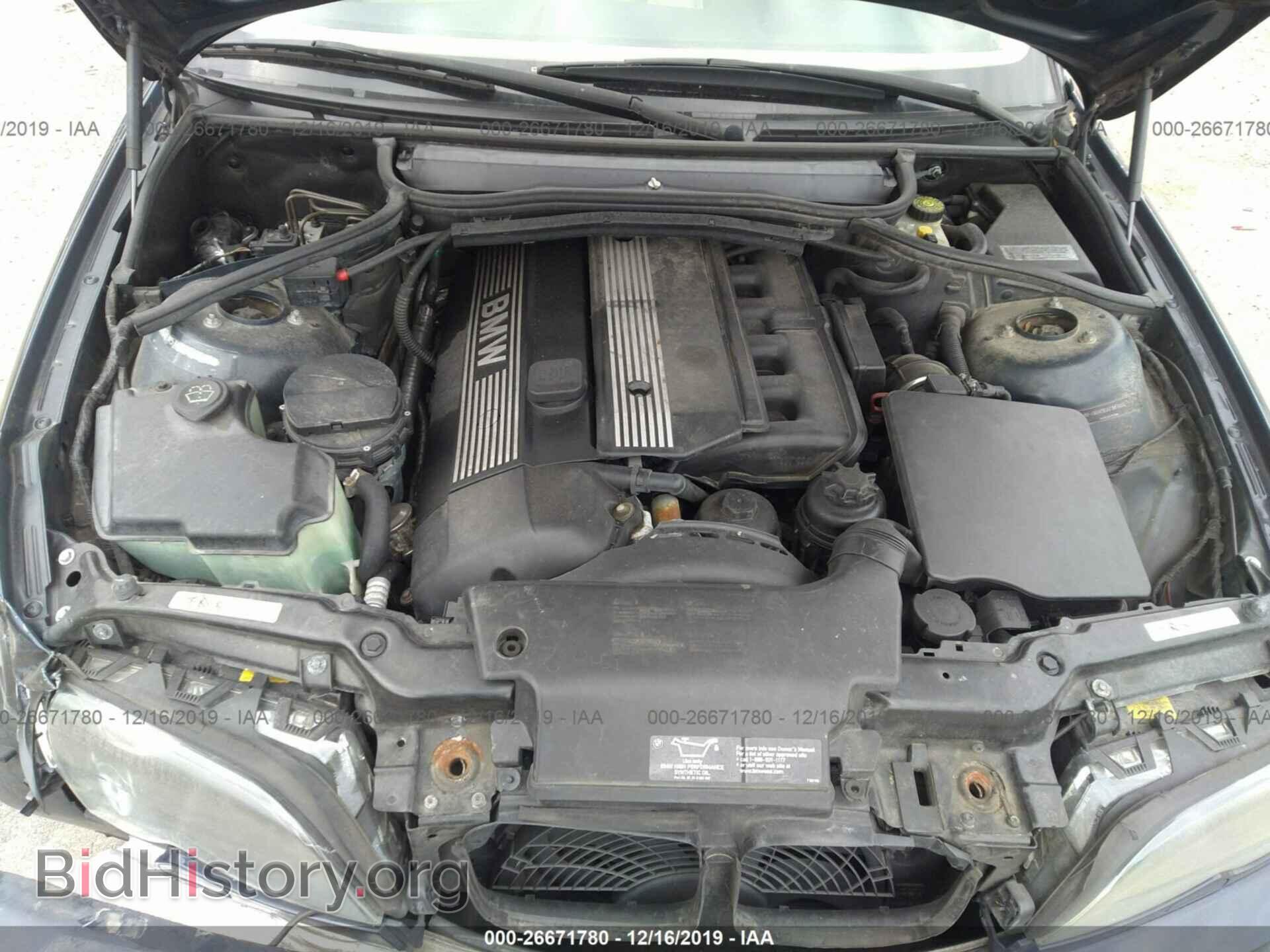 2004 BMW 330 - VIN: WBAEW53484PN35085 - Фото 10