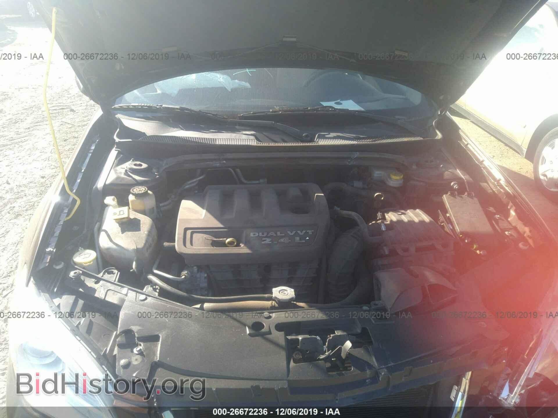 2012 CHRYSLER 200 - VIN: 1C3CCBAB6CN192682 - Фото 10