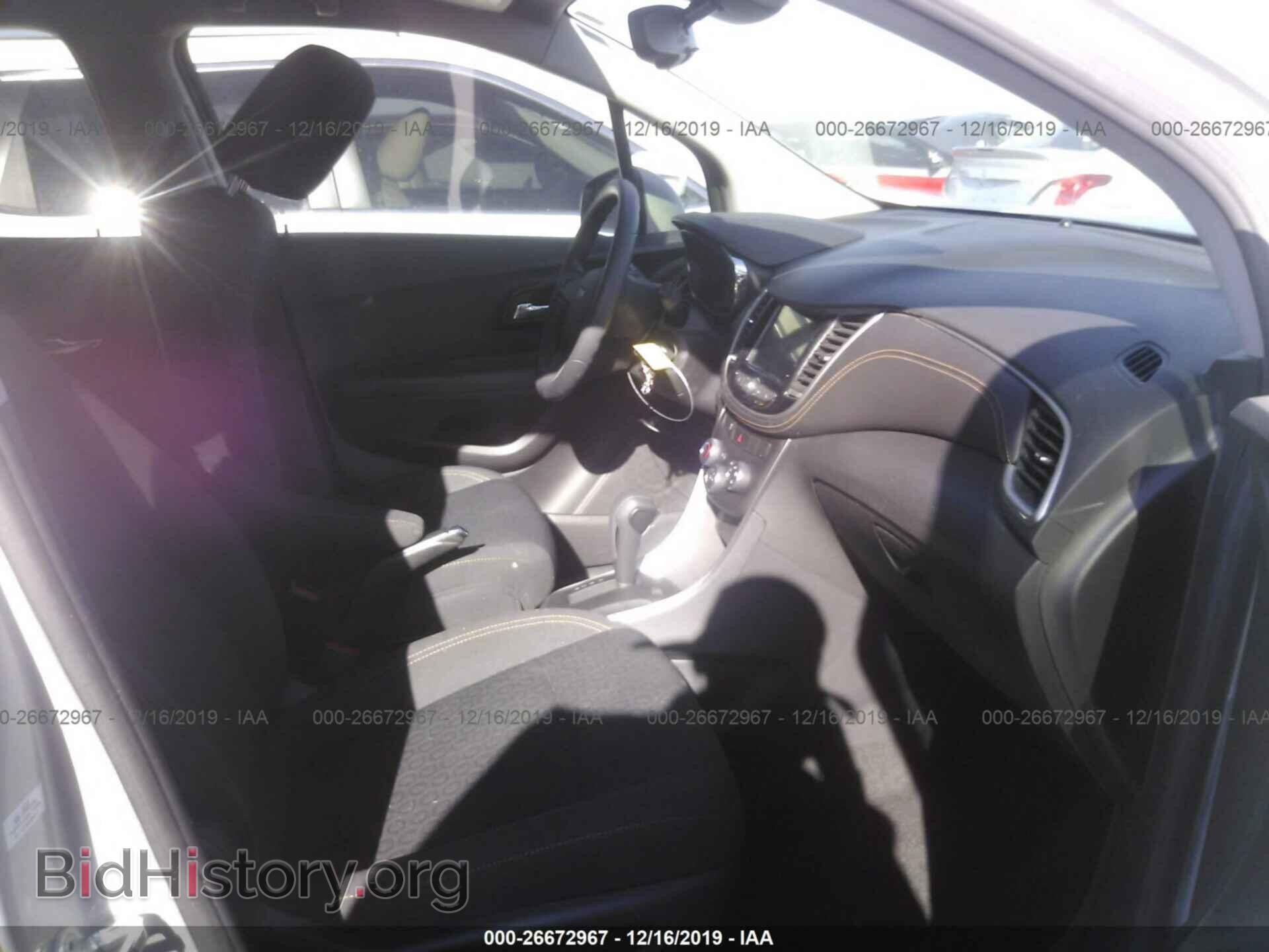 2018 CHEVROLET TRAX - VIN: KL7CJNSB4JB609889 - Фото 5