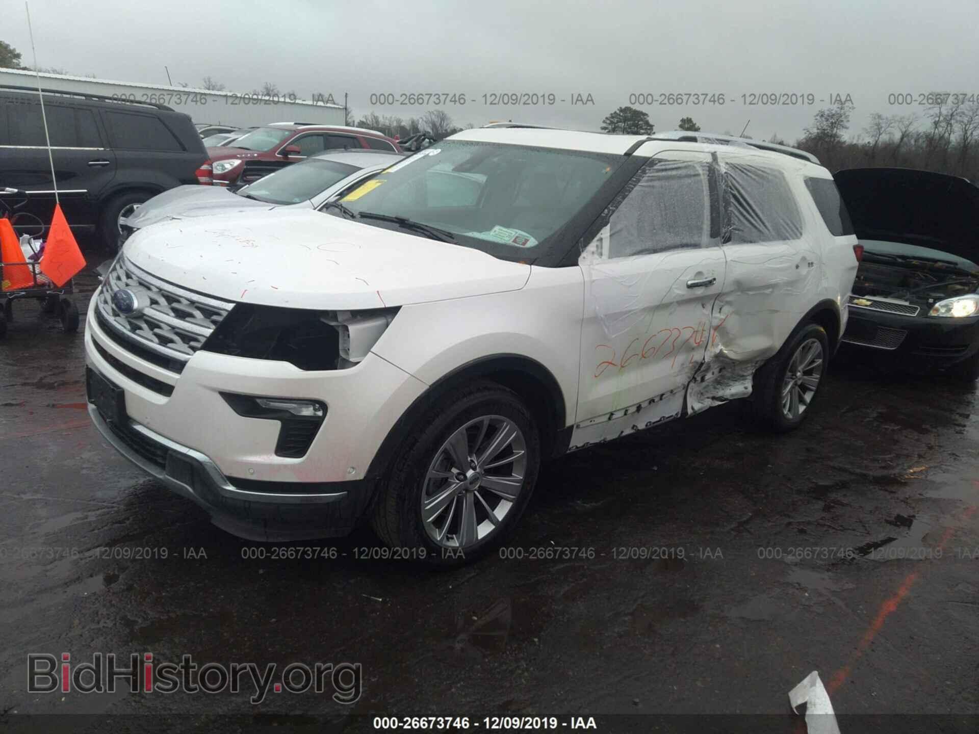 2018 Ford Explorer - VIN: 1FM5K8F84JGB83371 - Photo 2