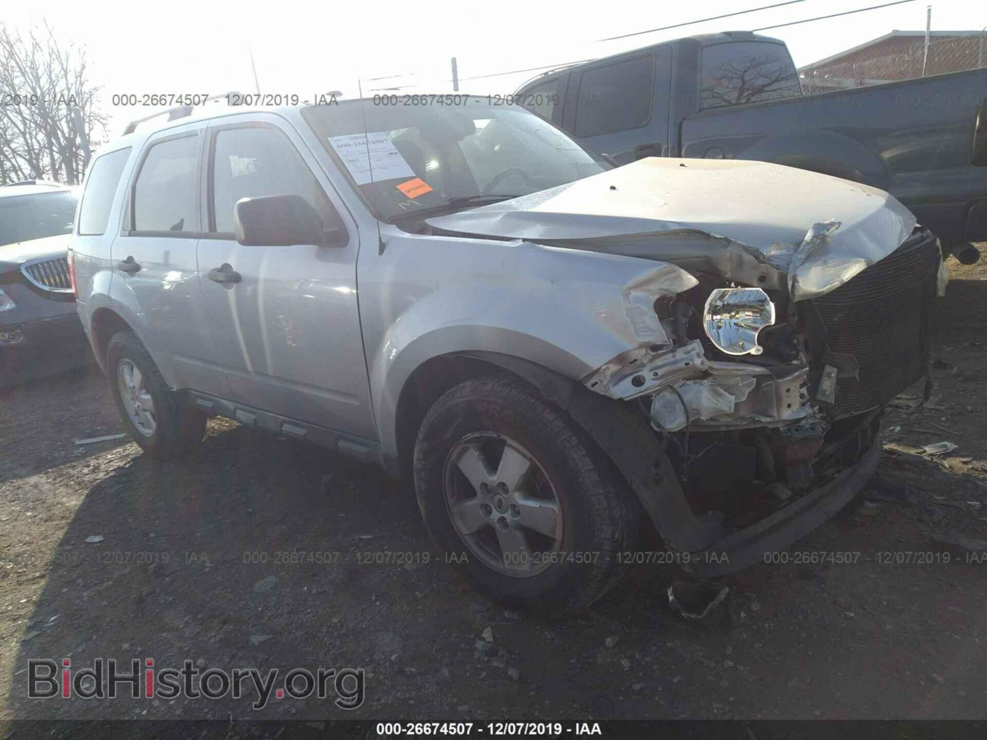 Фотография 1FMCU9D72BKB26215 - Ford Escape 2011