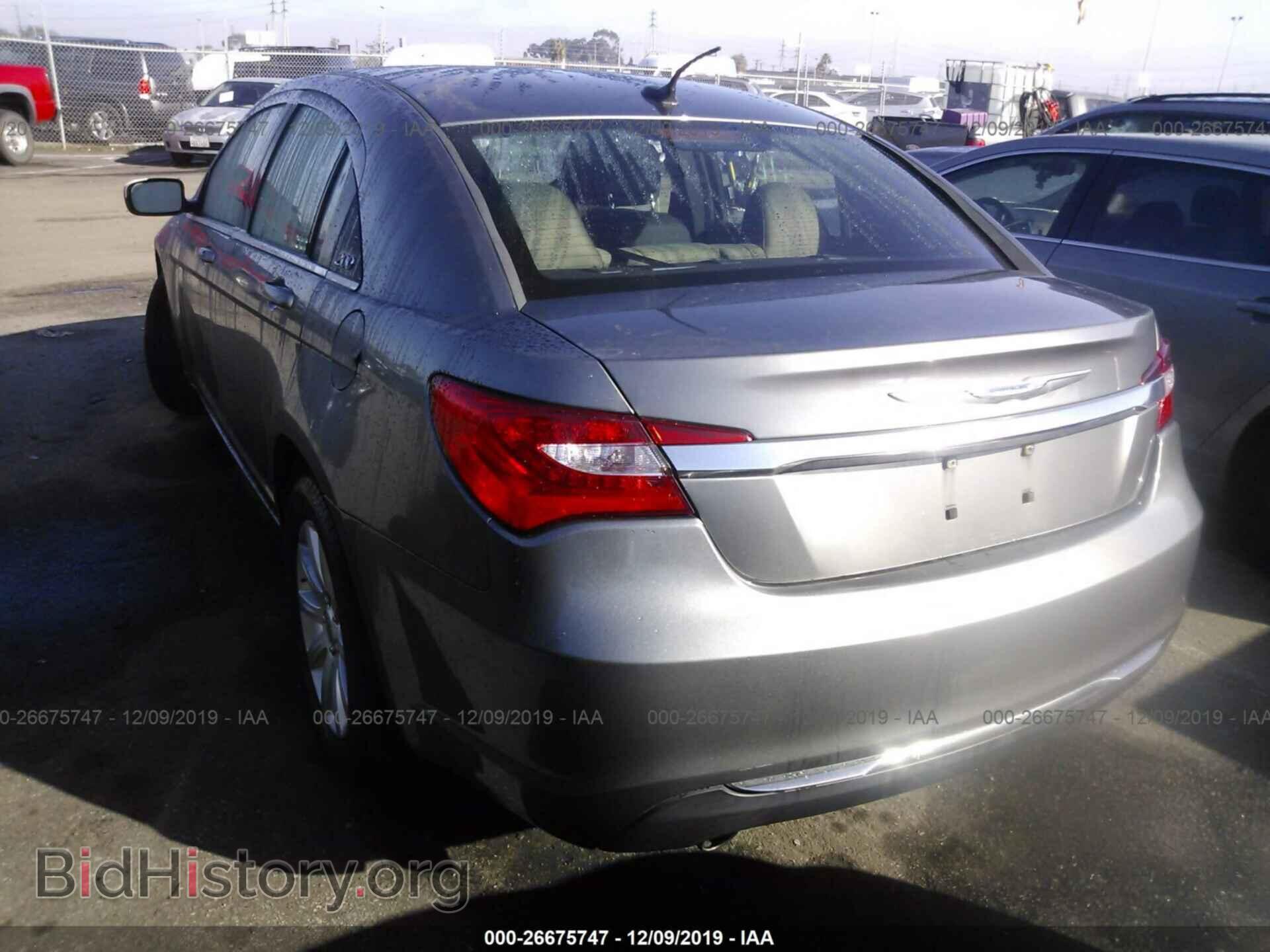 2012 CHRYSLER 200 - VIN: 1C3CCBBG9CN173974 - Фото 3