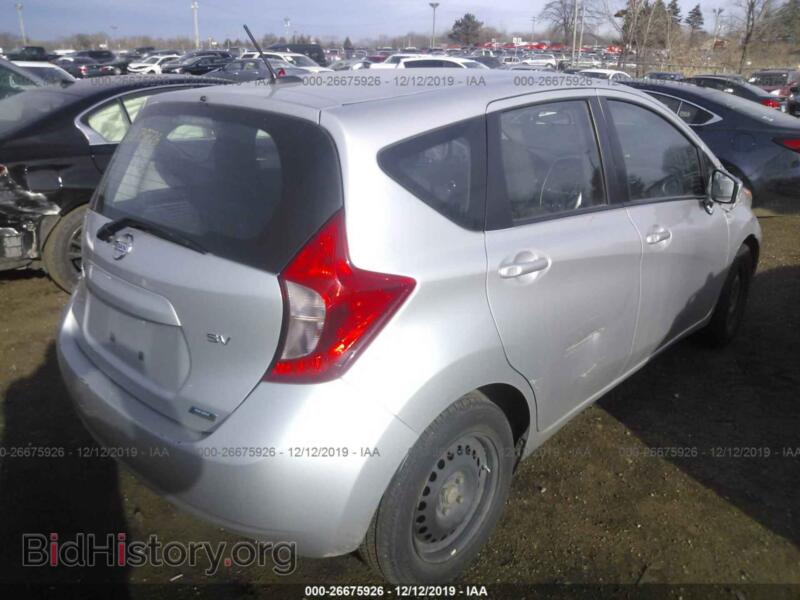 2016 Nissan VERSA NOTE (VIN 3N1CE2CP1GL391209) — фото 4 из 11