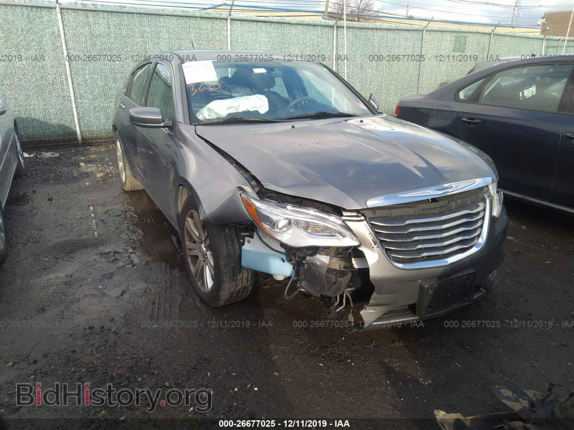 Photo 1C3CCBAB8DN698144 - CHRYSLER 200 2013