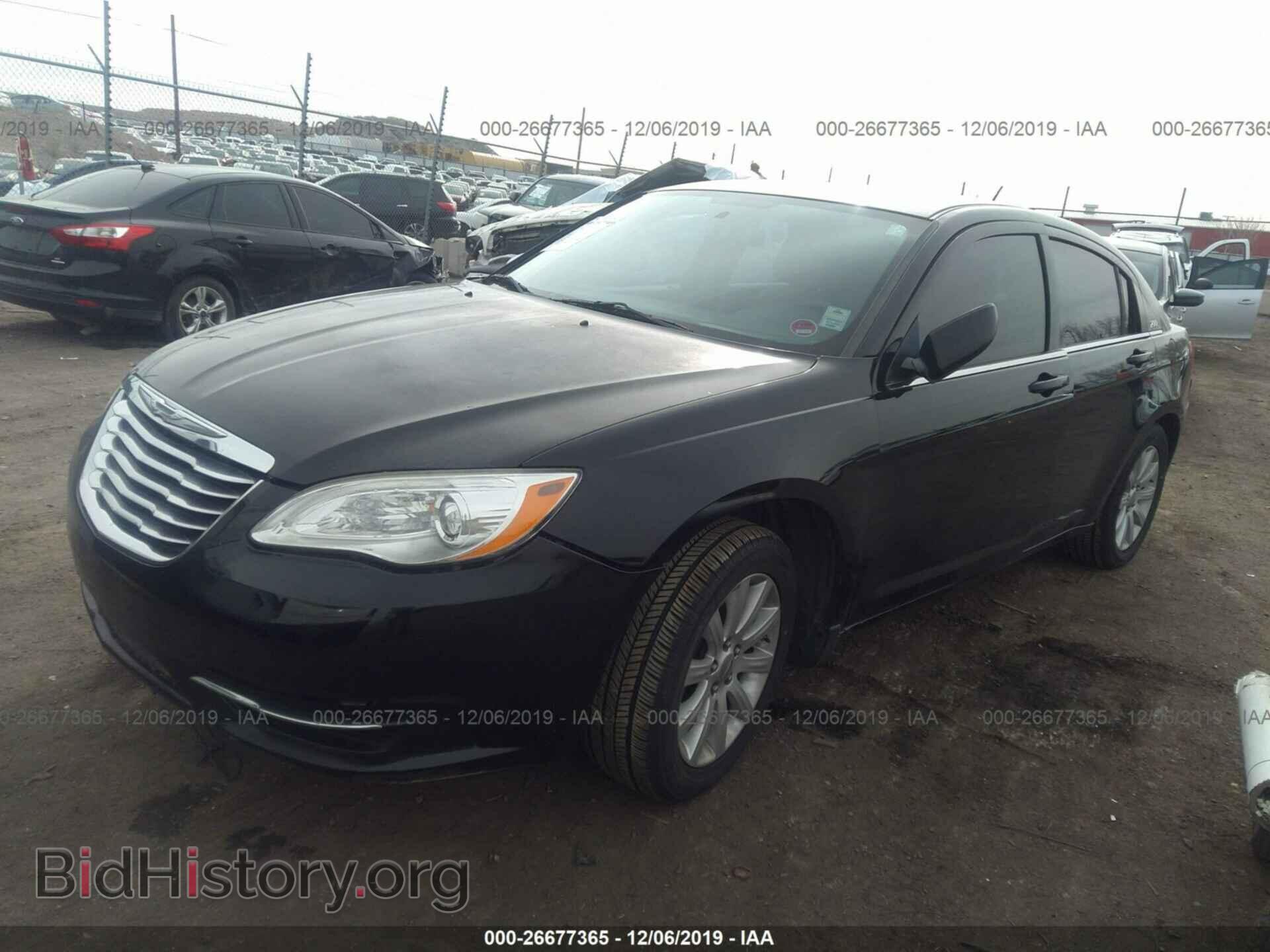 2011 CHRYSLER 200 - VIN: 1C3BC1FB5BN554871 - Фото 2