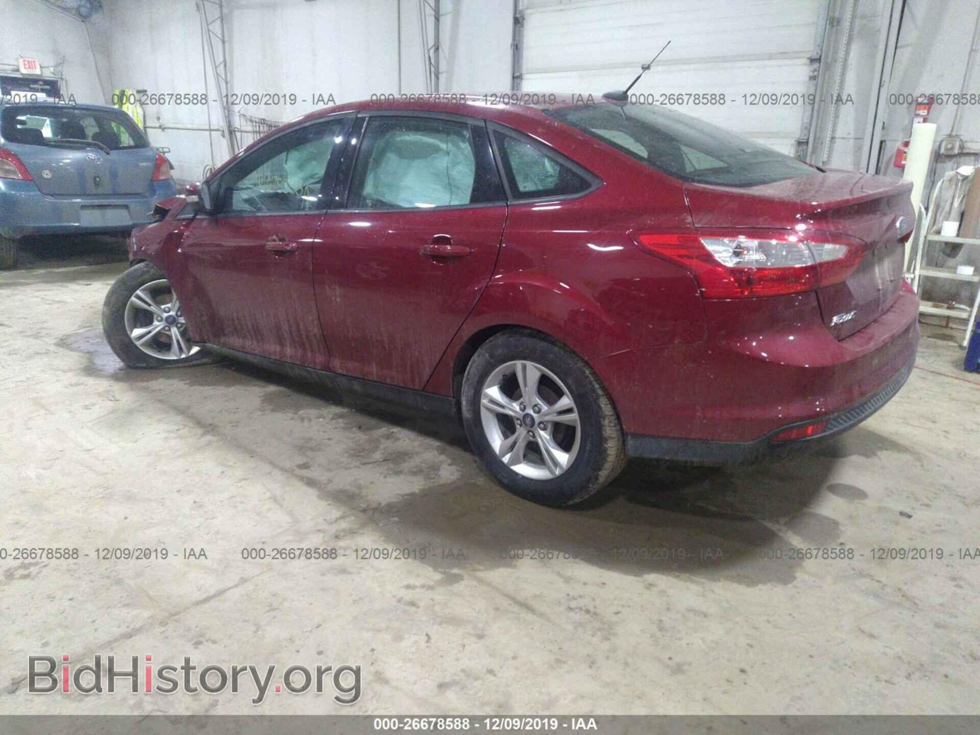 2013 Ford Focus - VIN: 1FADP3F20DL135609 - Photo 3