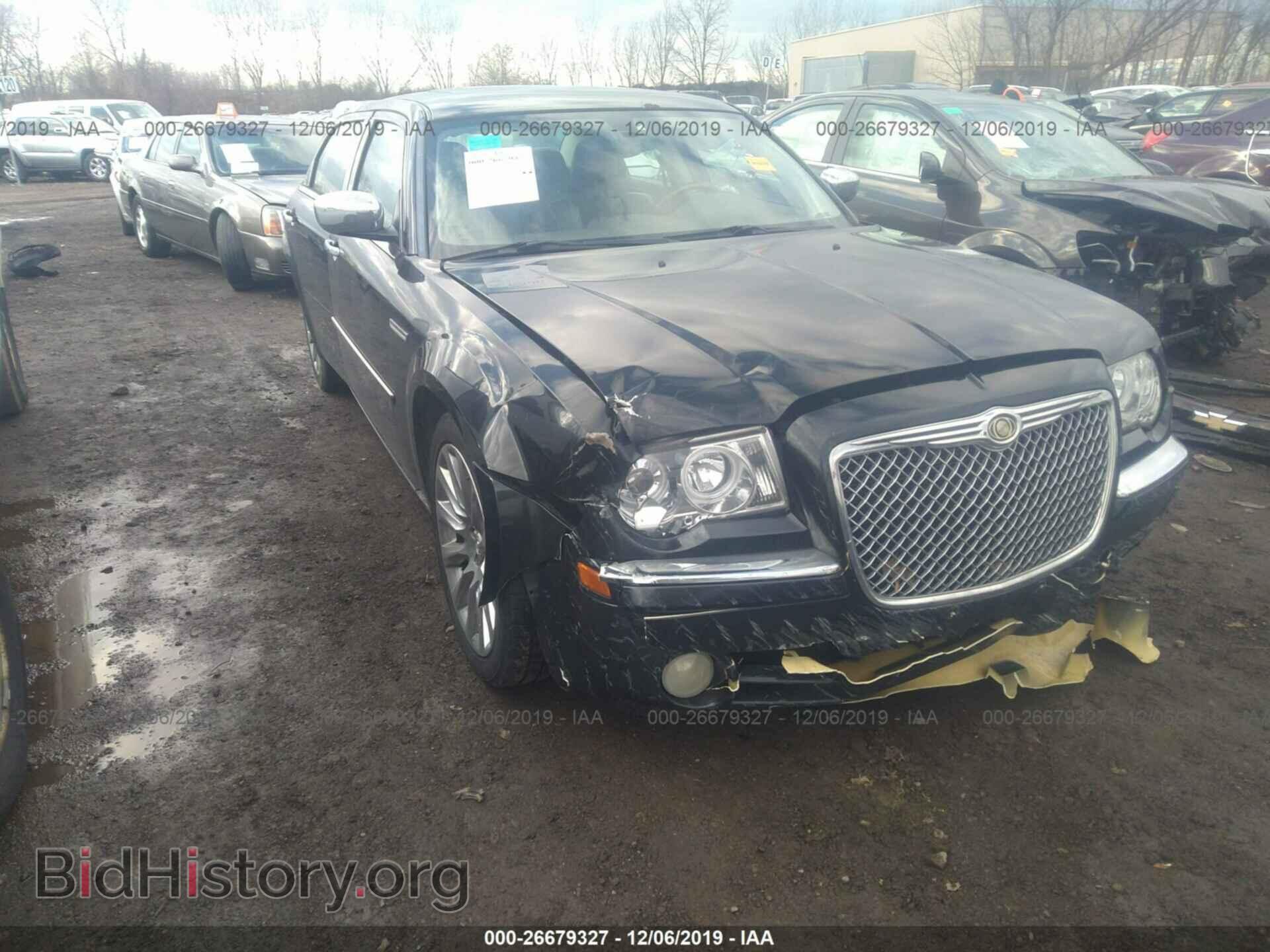 2009 CHRYSLER 300C - VIN: 2C3LA63T09H583010 - Фото 6