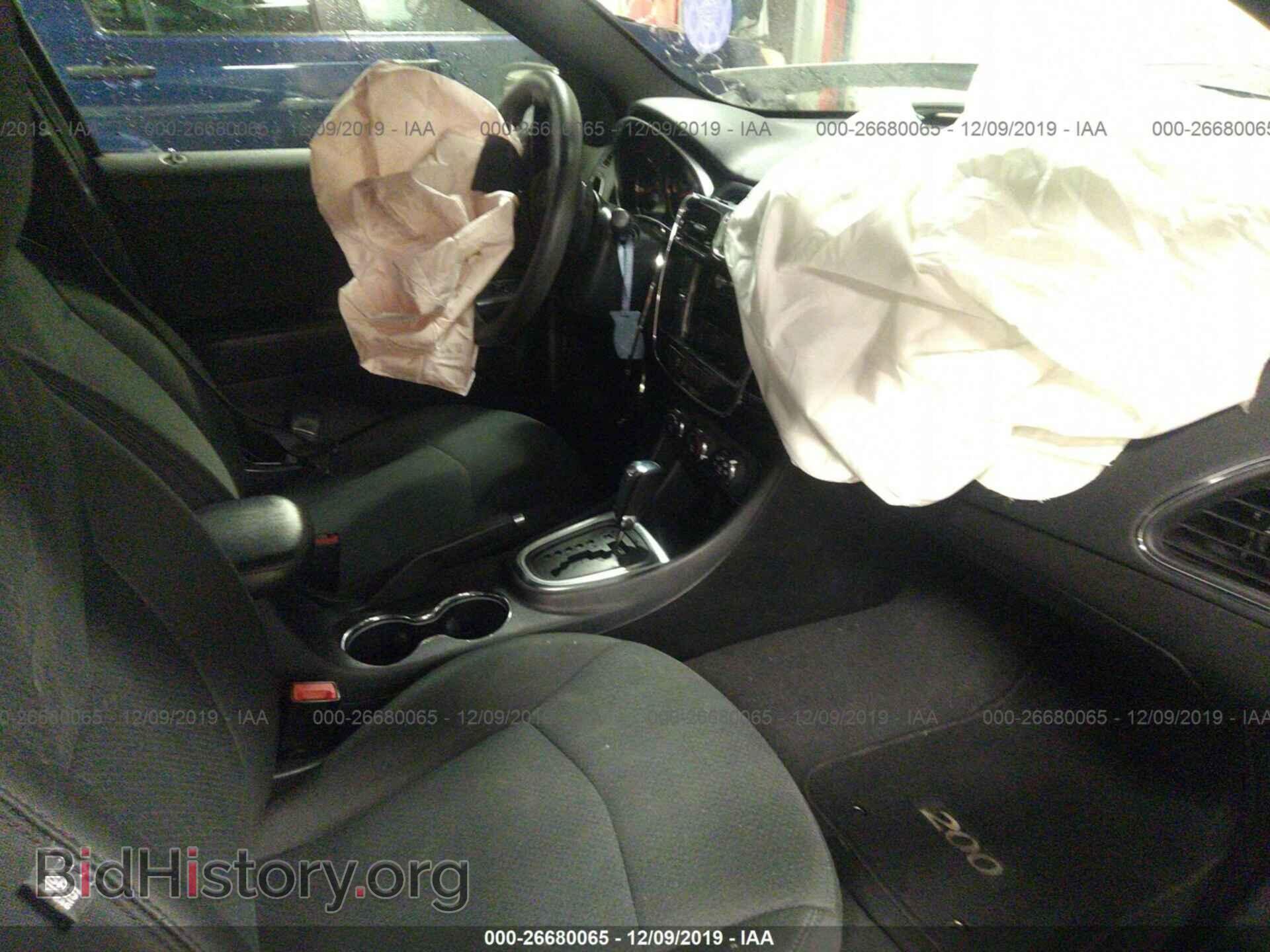 2012 CHRYSLER 200 - VIN: 1C3CCBAB1CN145463 - Photo 5
