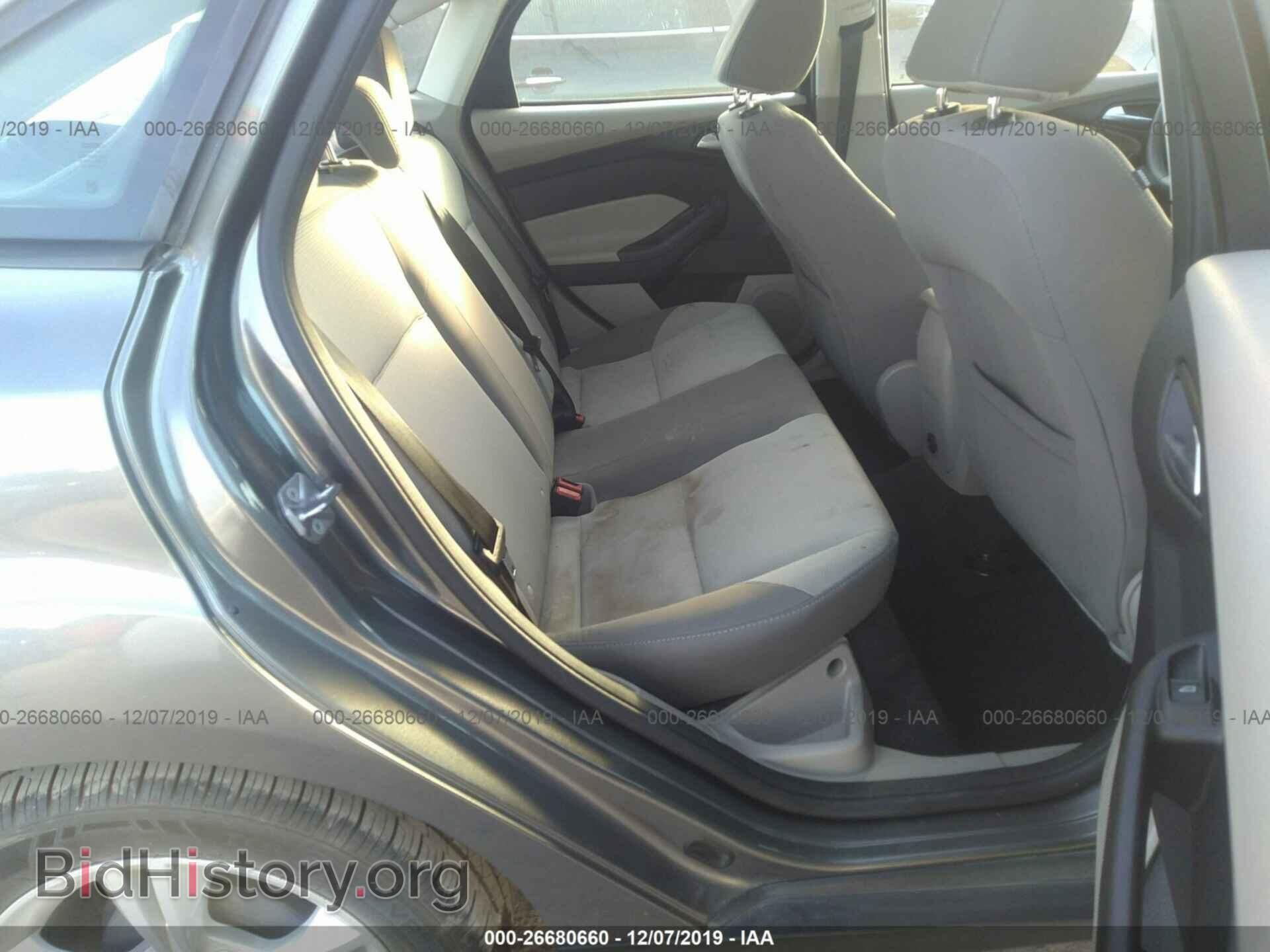 2014 Ford Focus - VIN: 1FADP3F20EL372280 - Фото 8